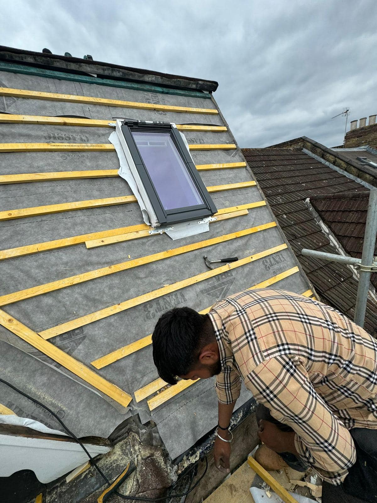 Roofing project - 1229158138336644