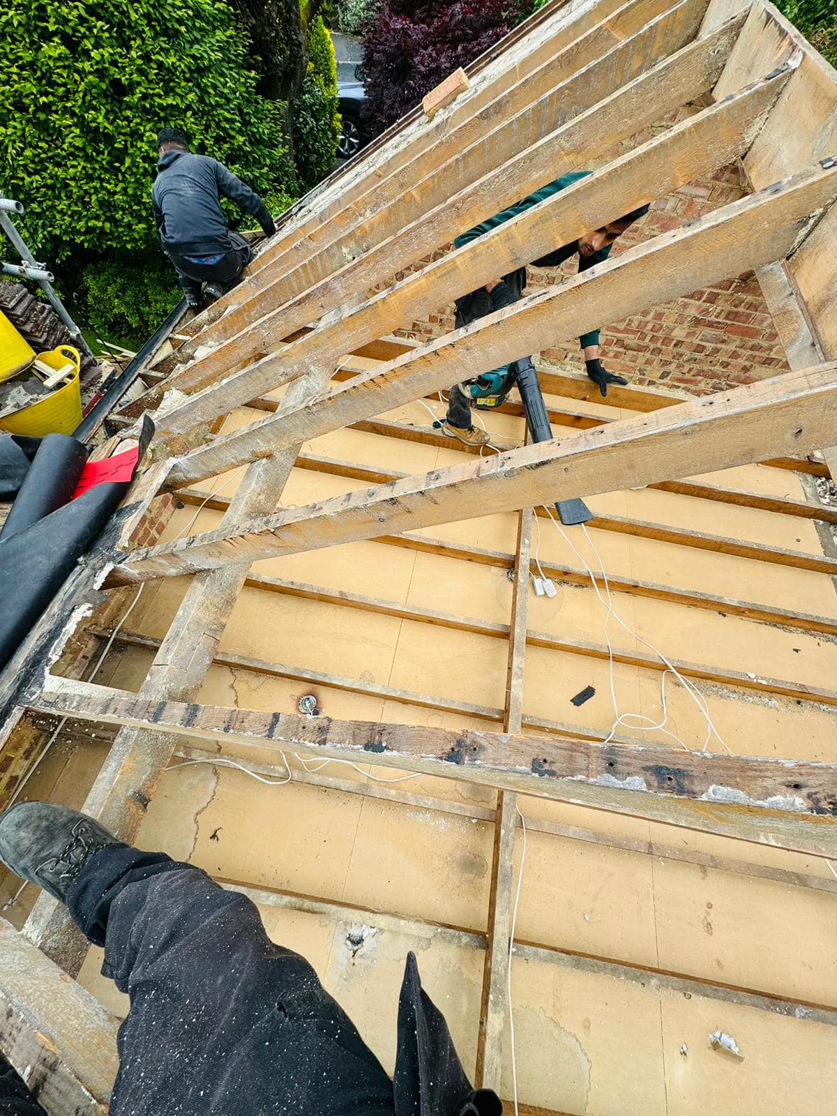 Roofing project - 1229162685002856