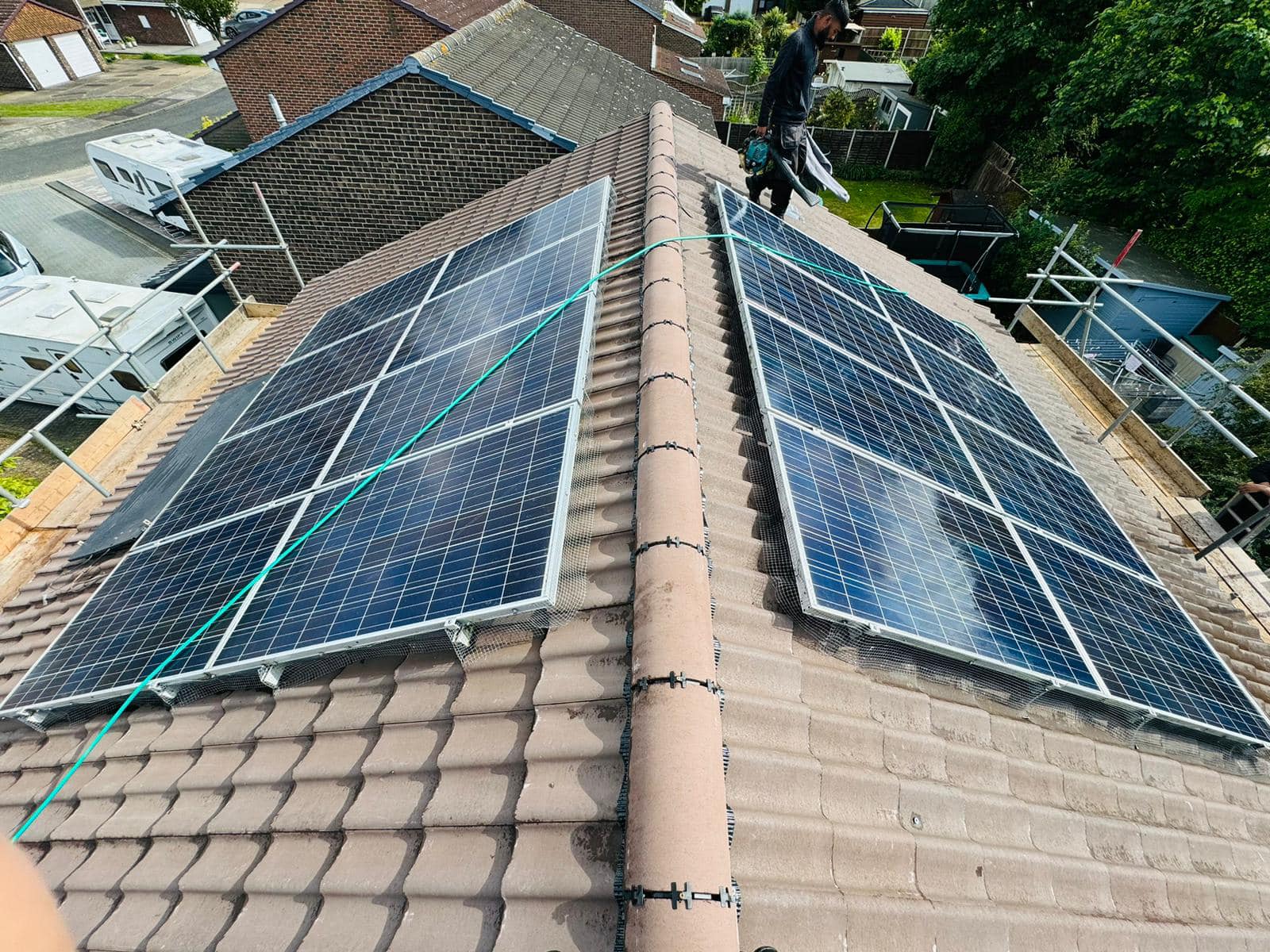 Roofing project - 1229170018335456