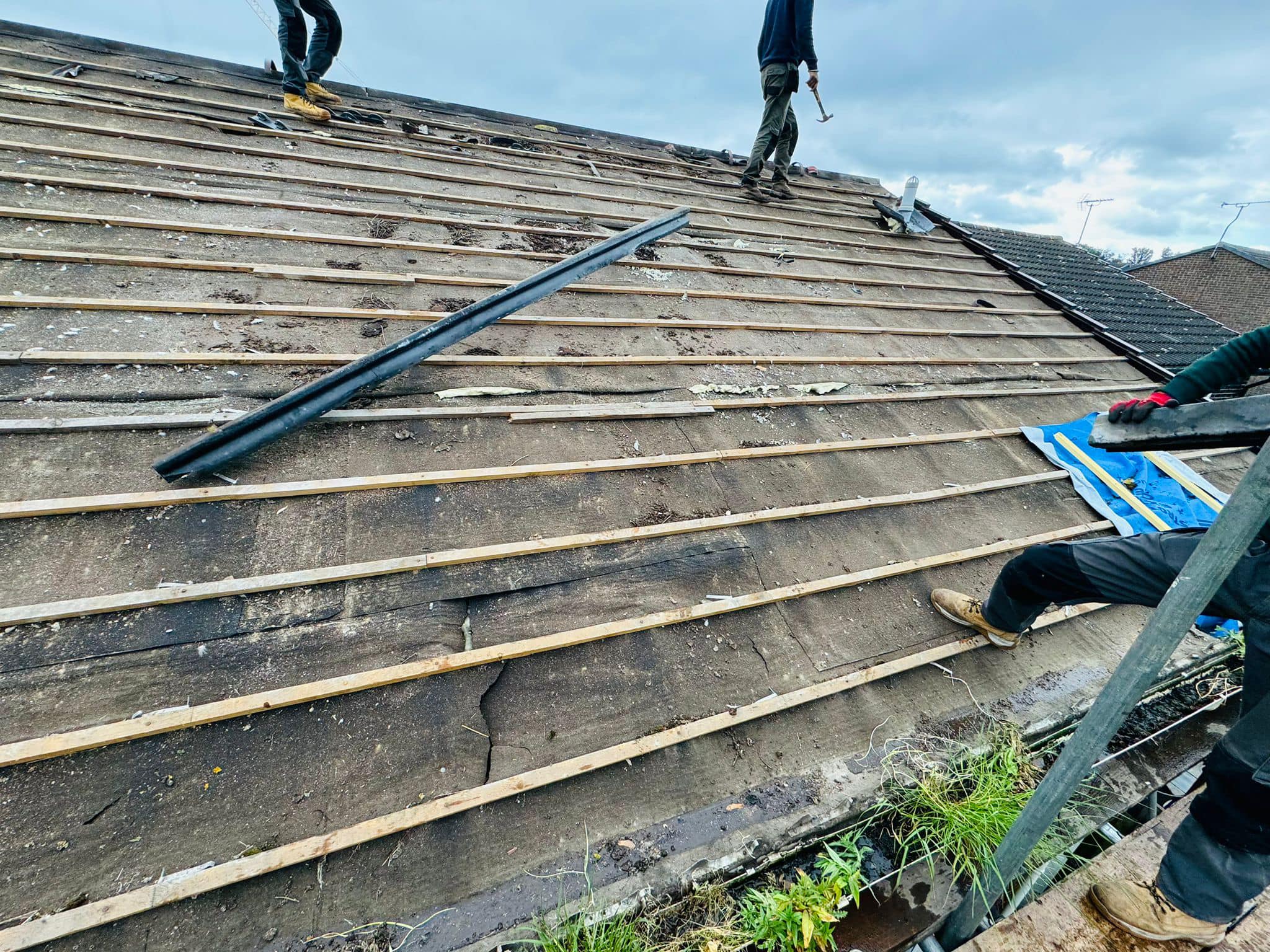 Roofing project - 1229173468335111