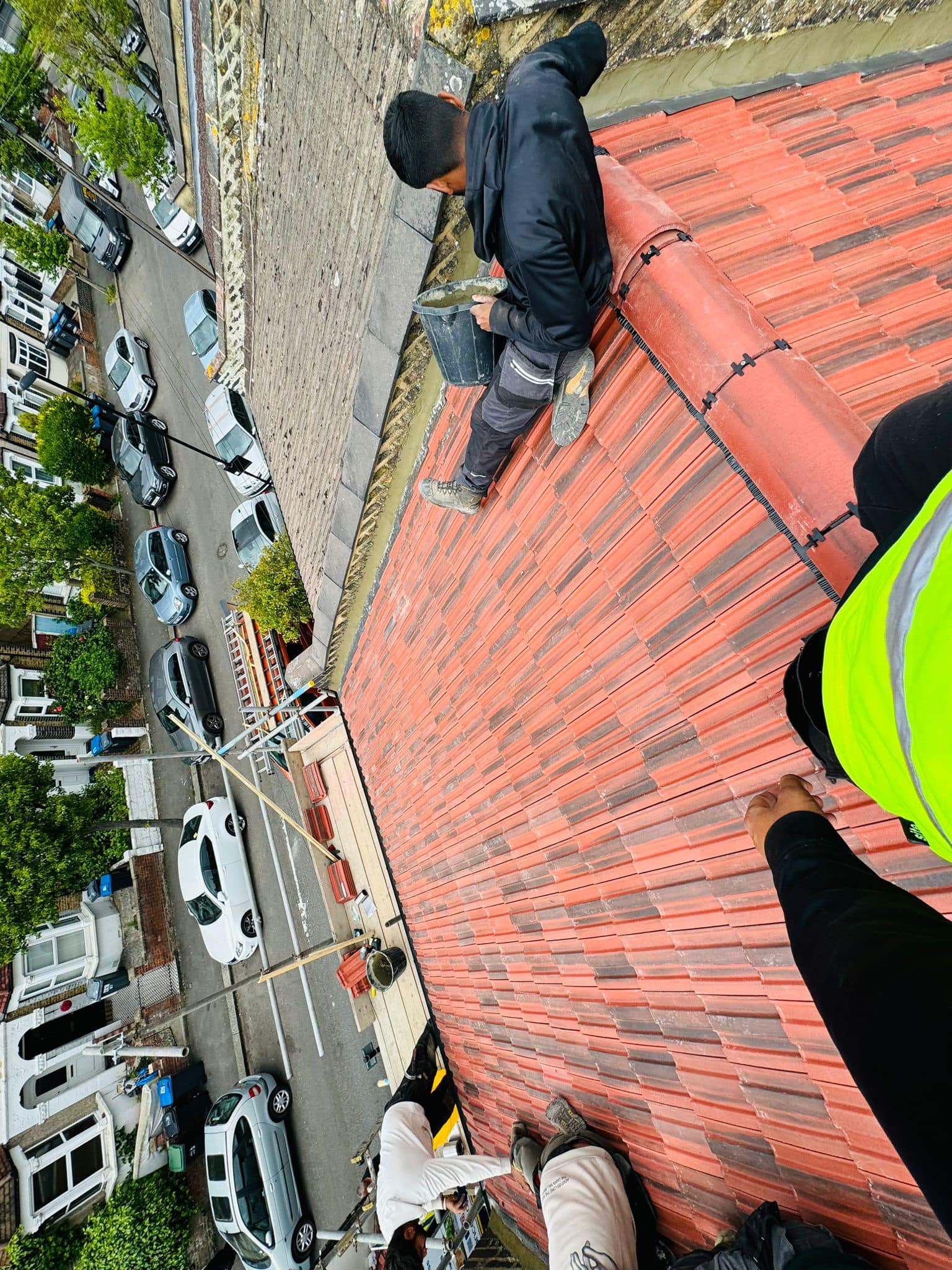 Roofing project - 1229183058334152