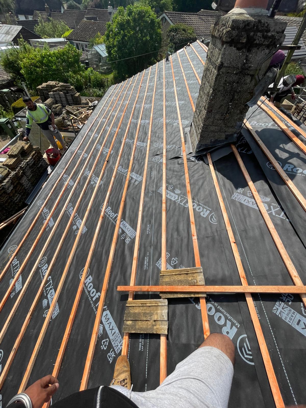 Roofing project - 1229184138334044