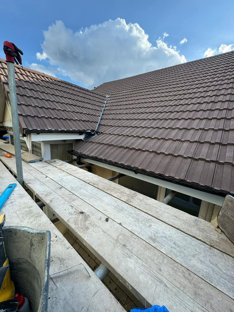 Roofing project - 1229191648333293