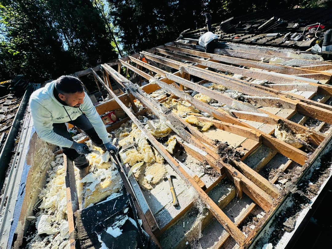 Roofing project - 1229192398333218