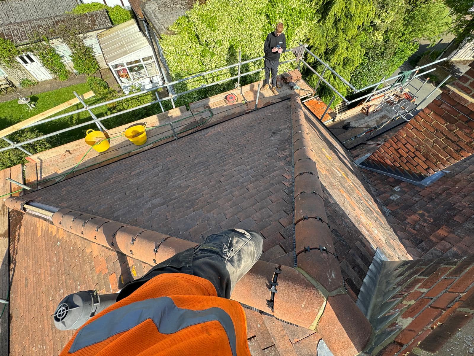 Roofing project - 1229195254999599