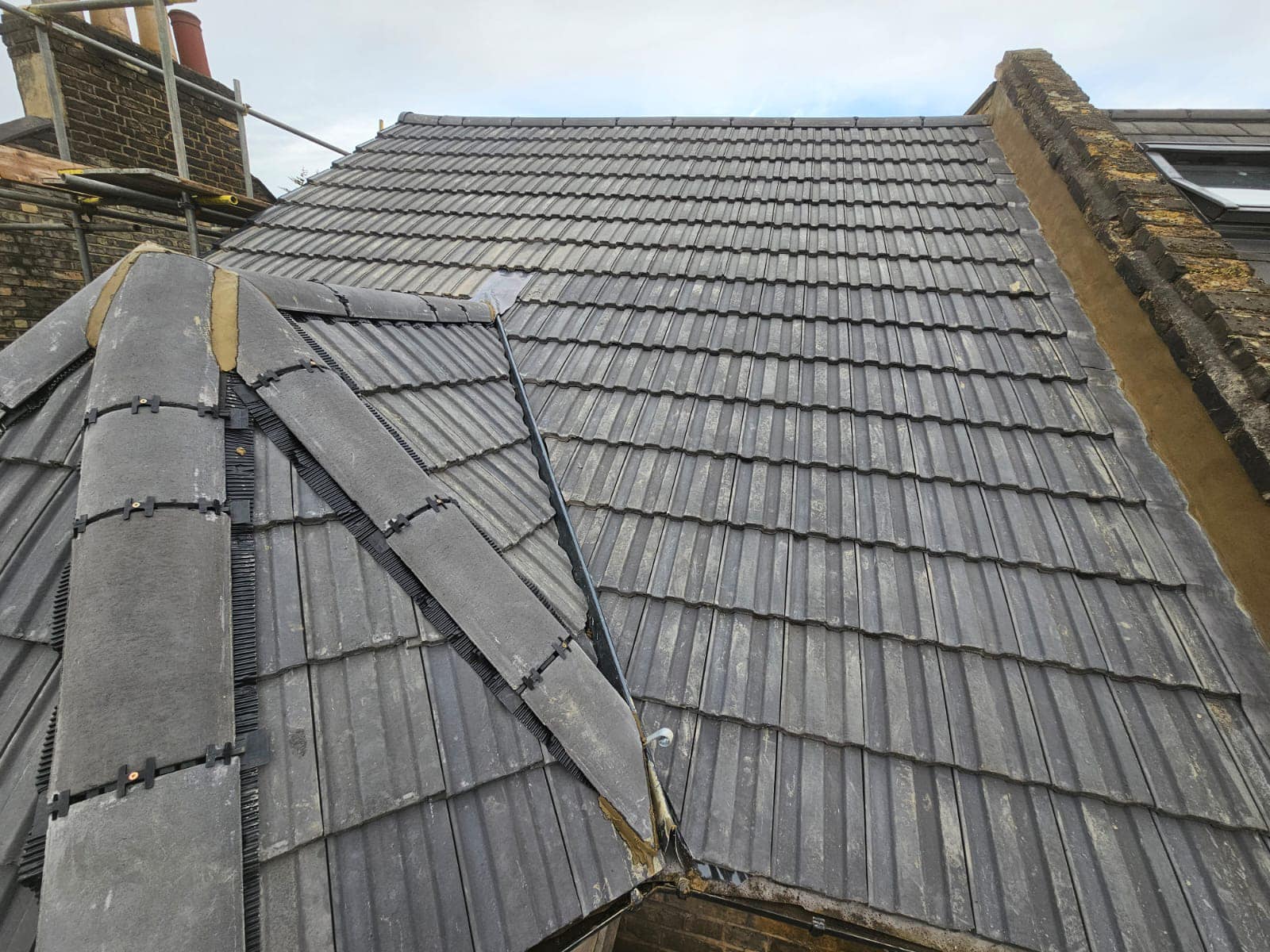 Roofing project - 1229196634999461