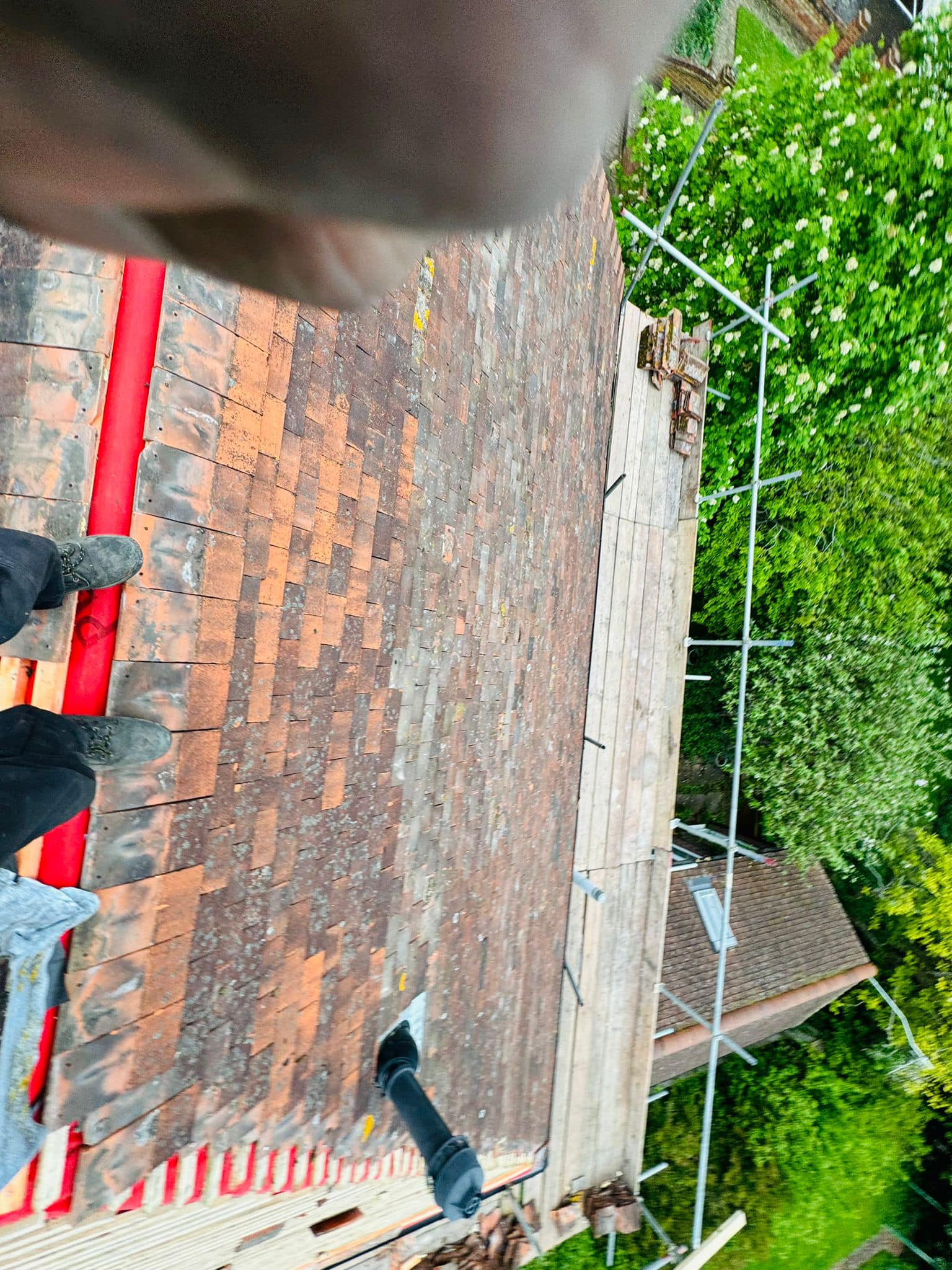 Roofing project - 1229200664999058