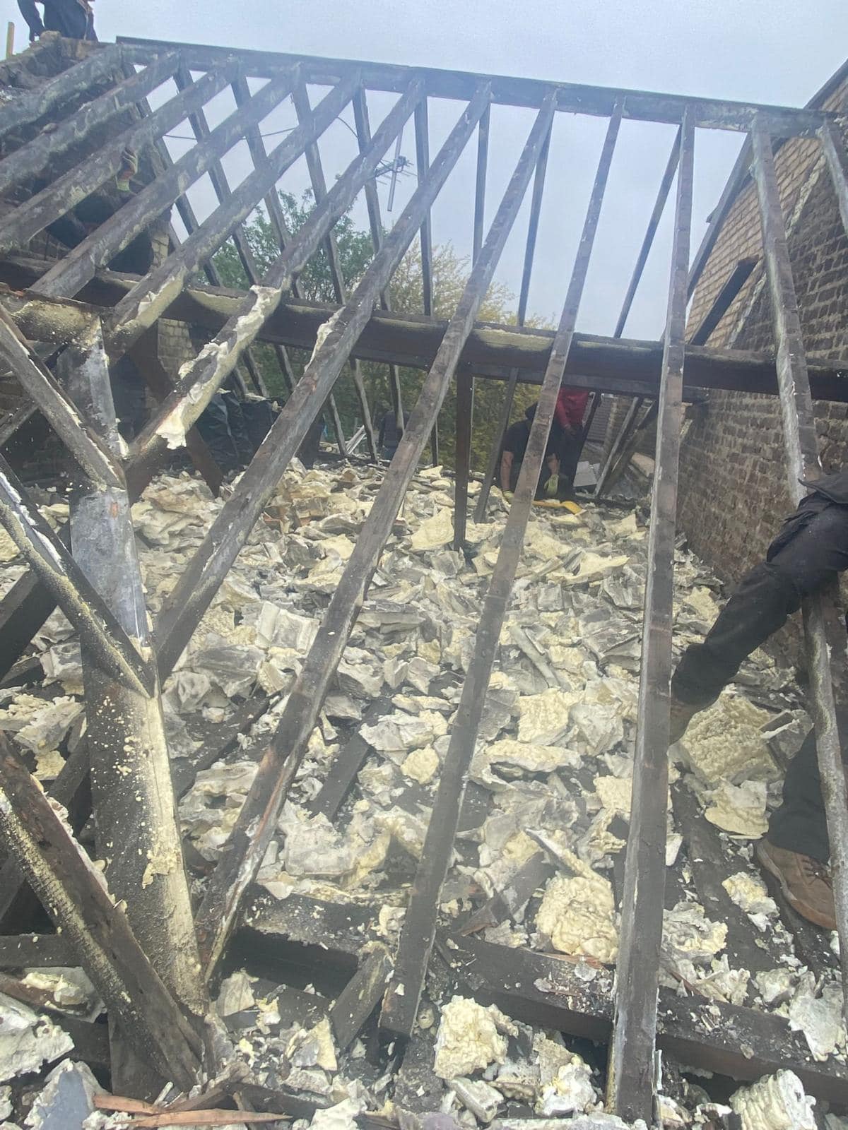 Roofing project - 1229200724999052