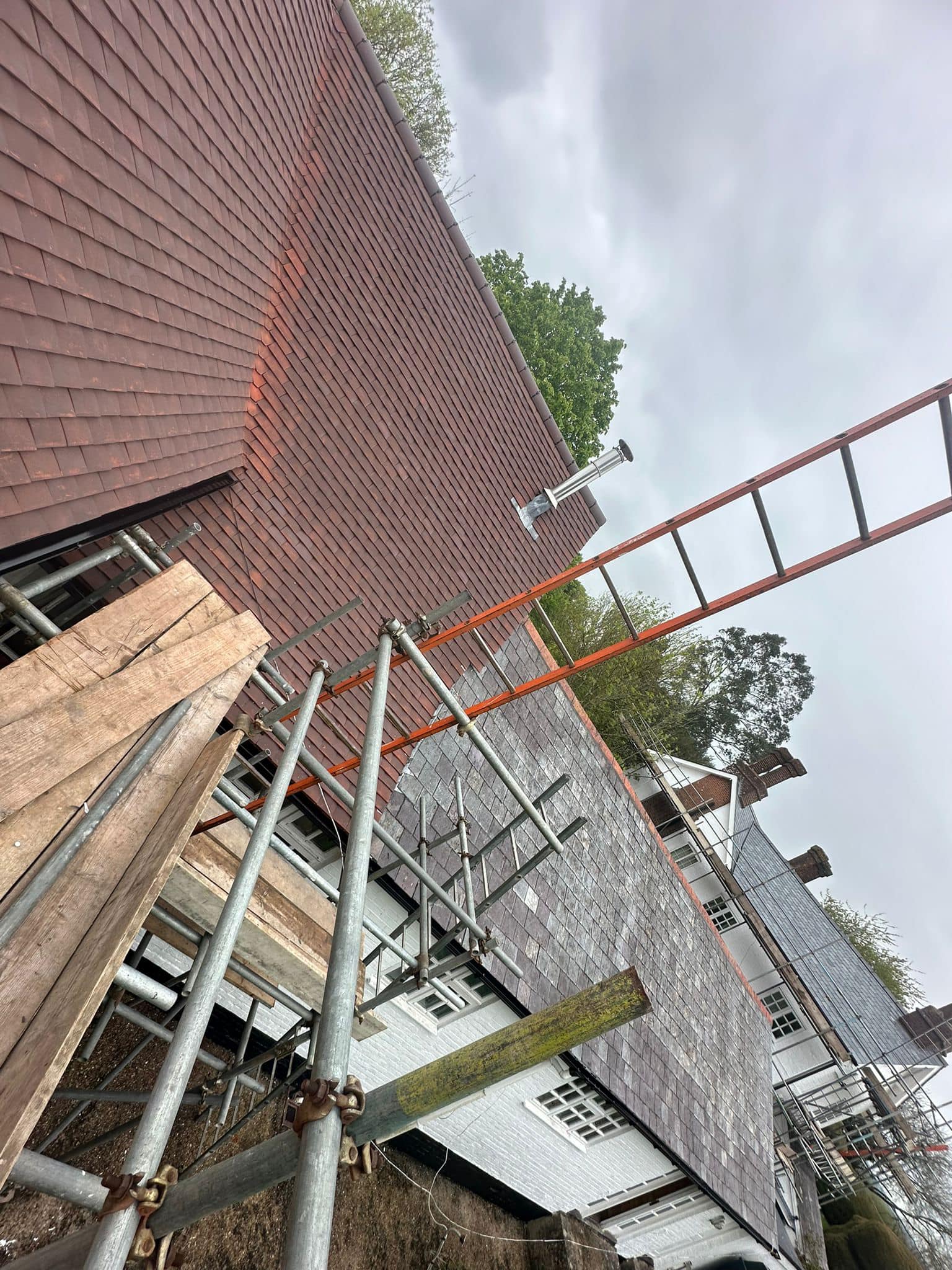 Roofing project - 1229203494998775