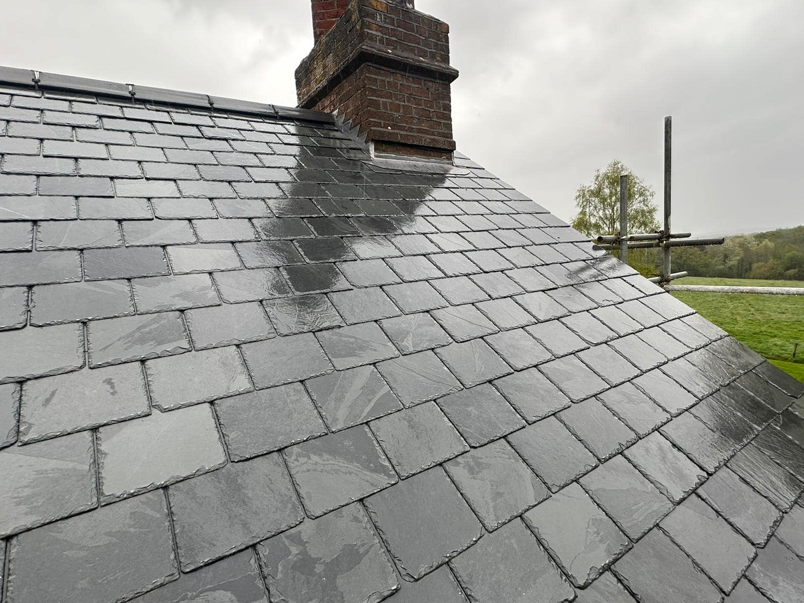 Roofing project - 1229210604998064