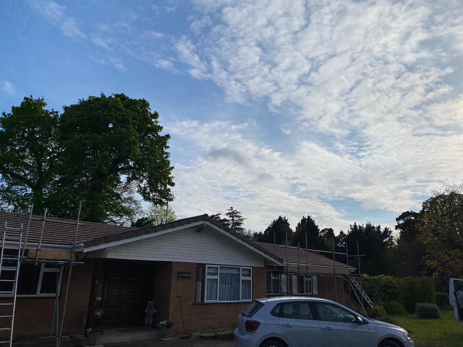 Roofing project - 1229211858331272