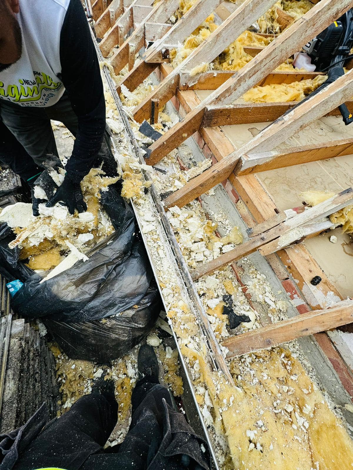 Roofing project - 1255314069054384