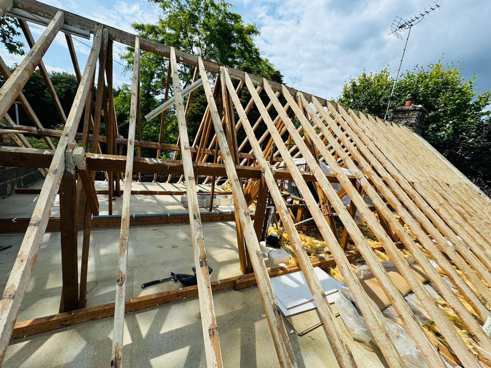 Roofing project - 1255314592387665