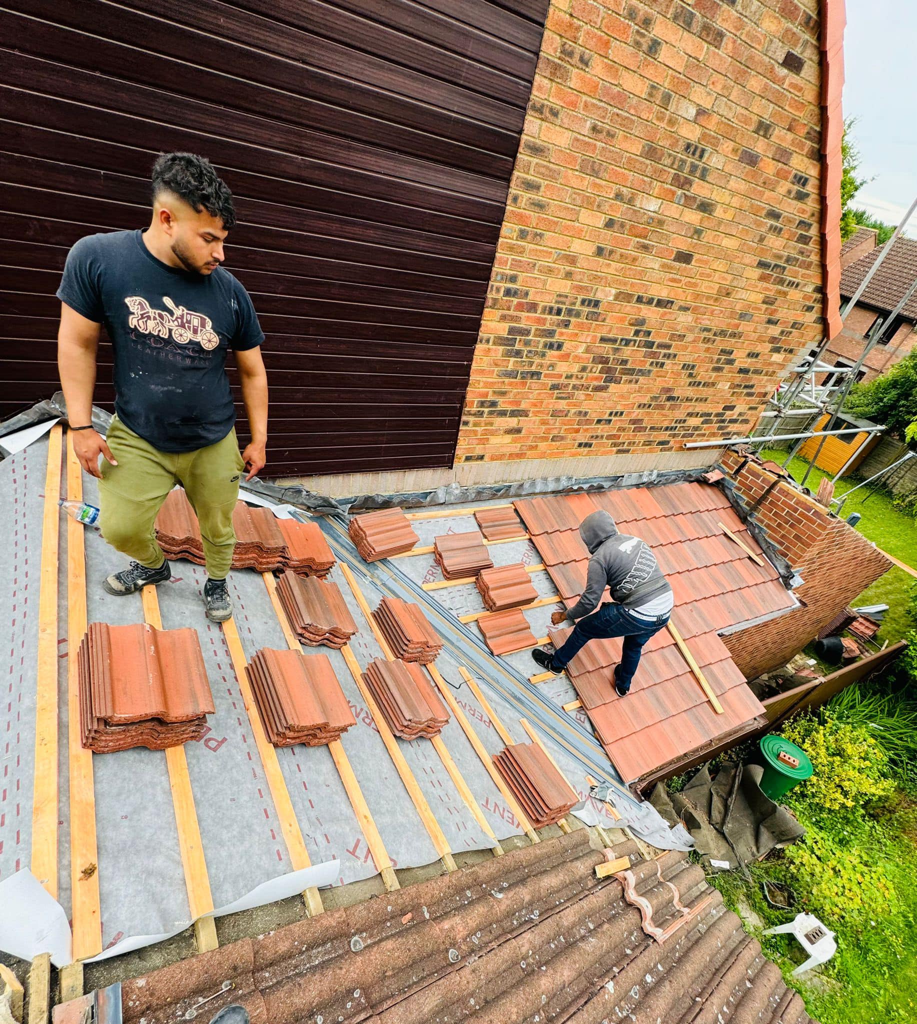 Roofing project - 1255317902387334