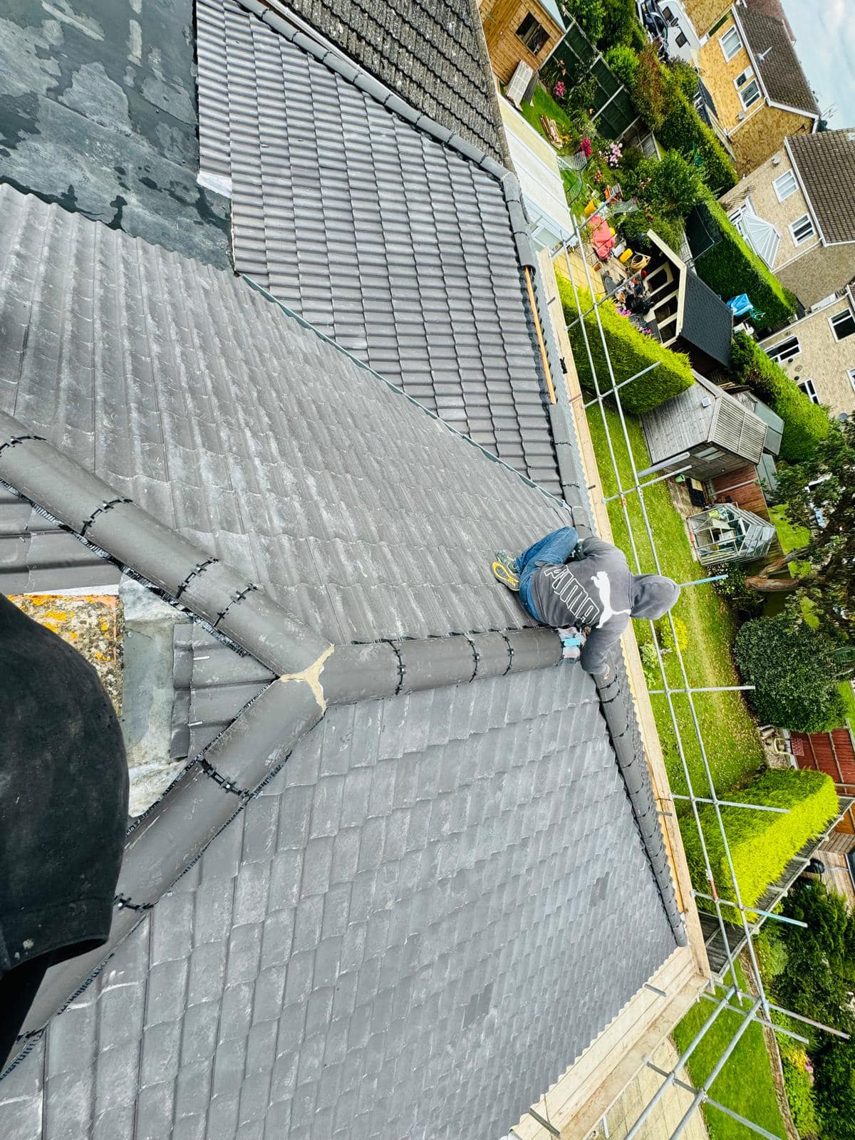 Roofing project - 1255321479053643