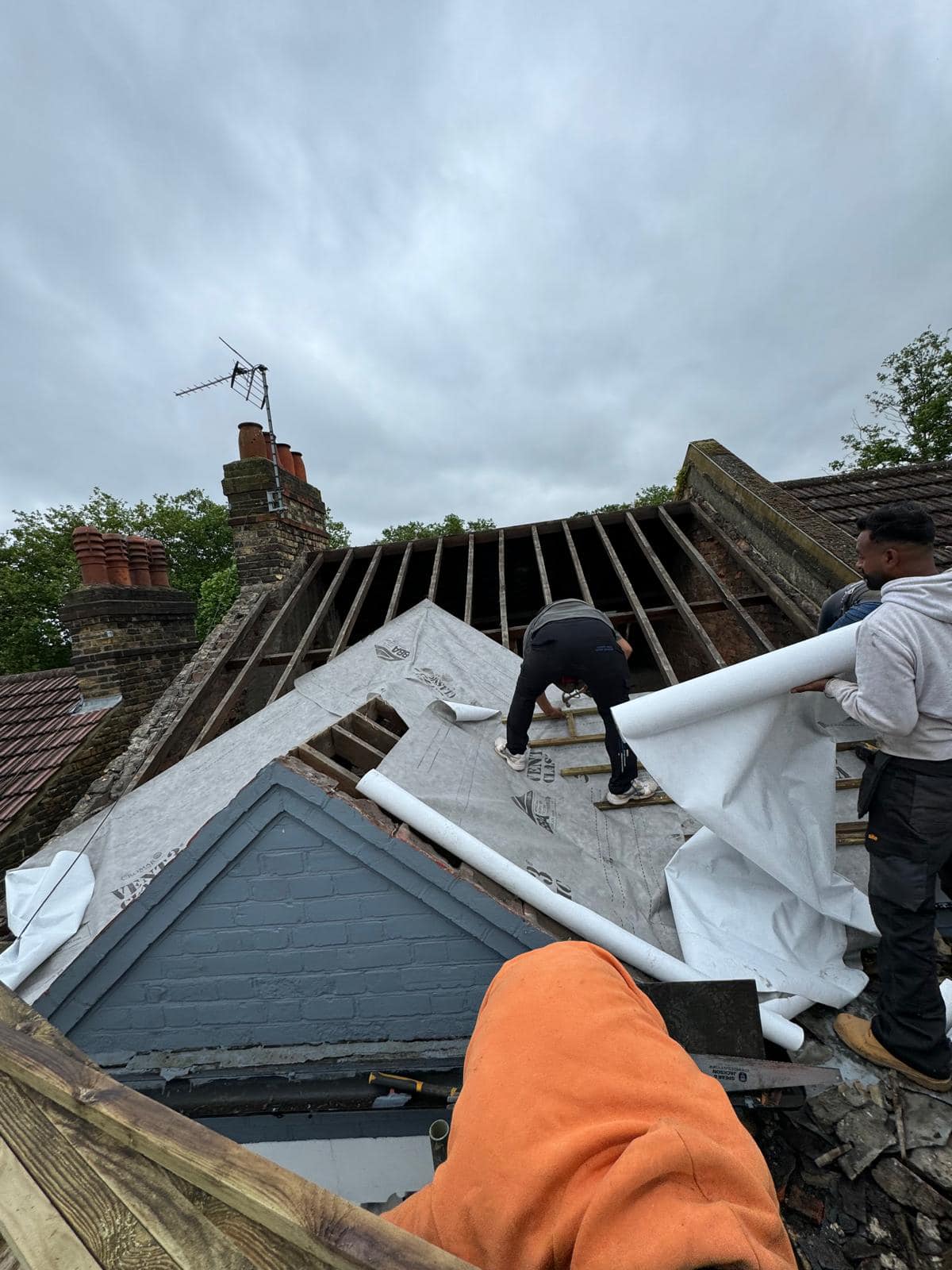 Roofing project - 1255328609052930