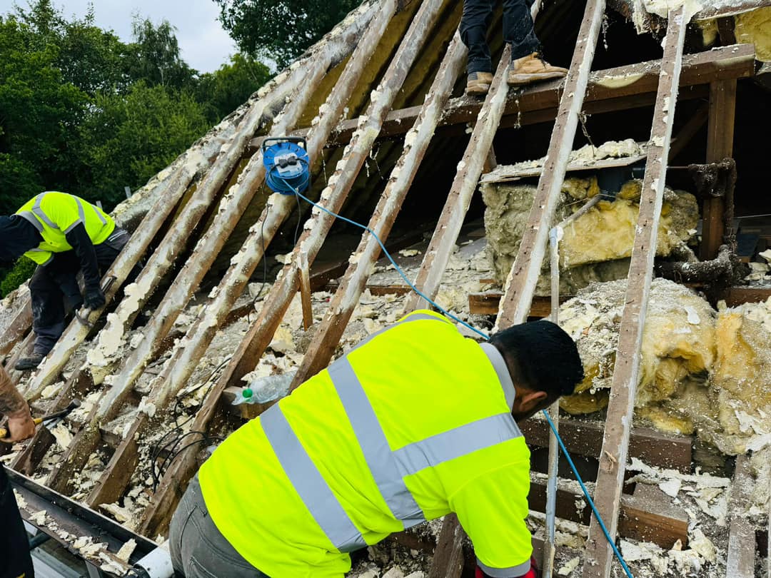 Roofing project - 1255330292386095