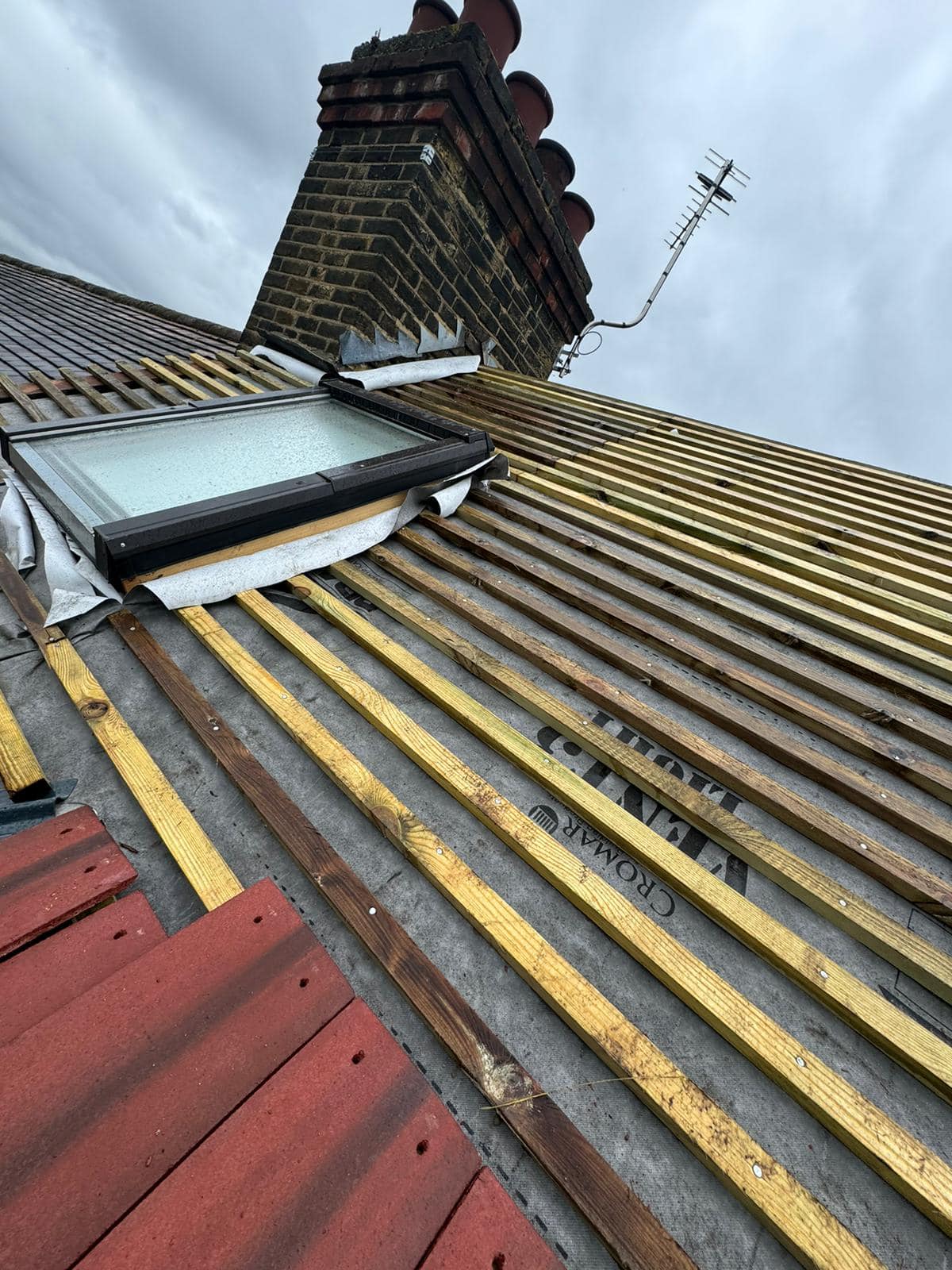 Roofing project - 1255330352386089