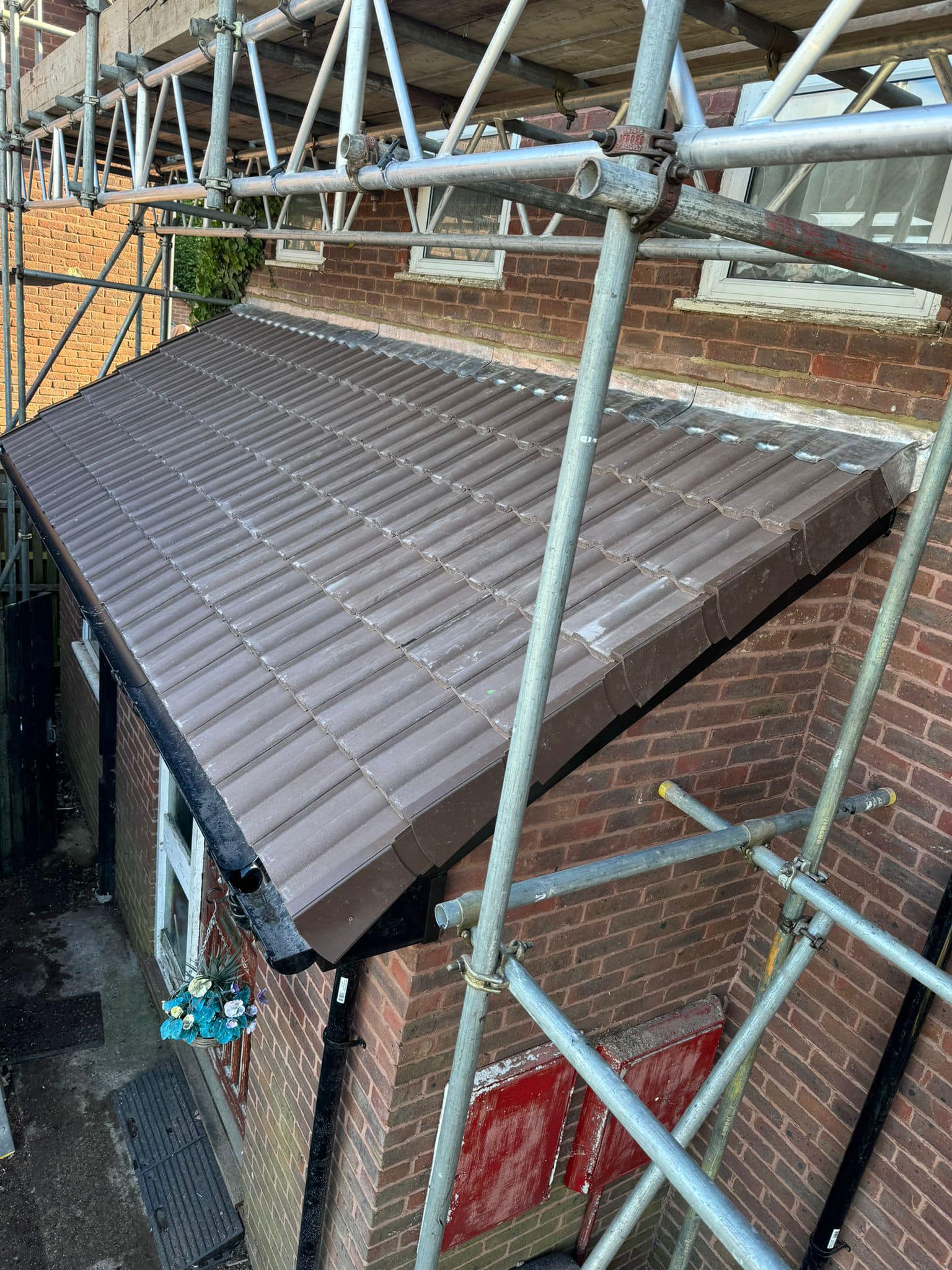 Roofing project - 1255340549051736