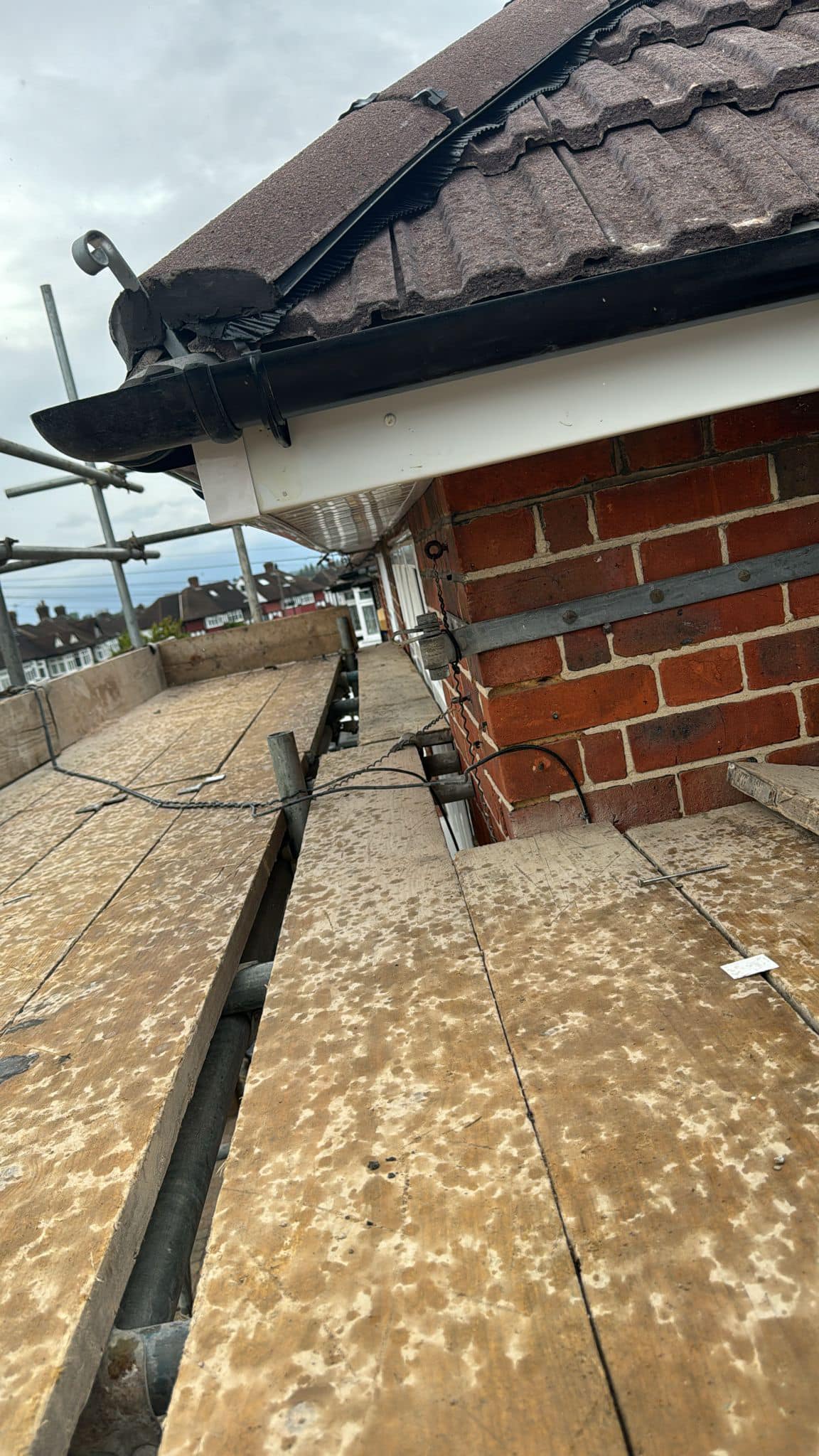 Roofing project - 1255343885718069