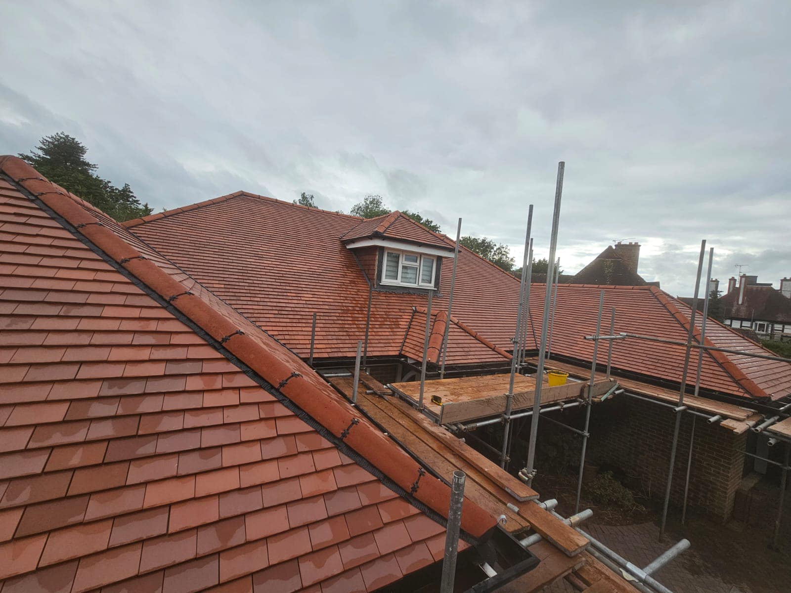 Roofing project - 1255352112383913