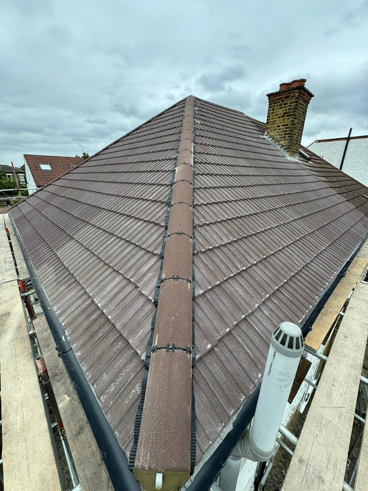 Roofing project - 1255352602383864