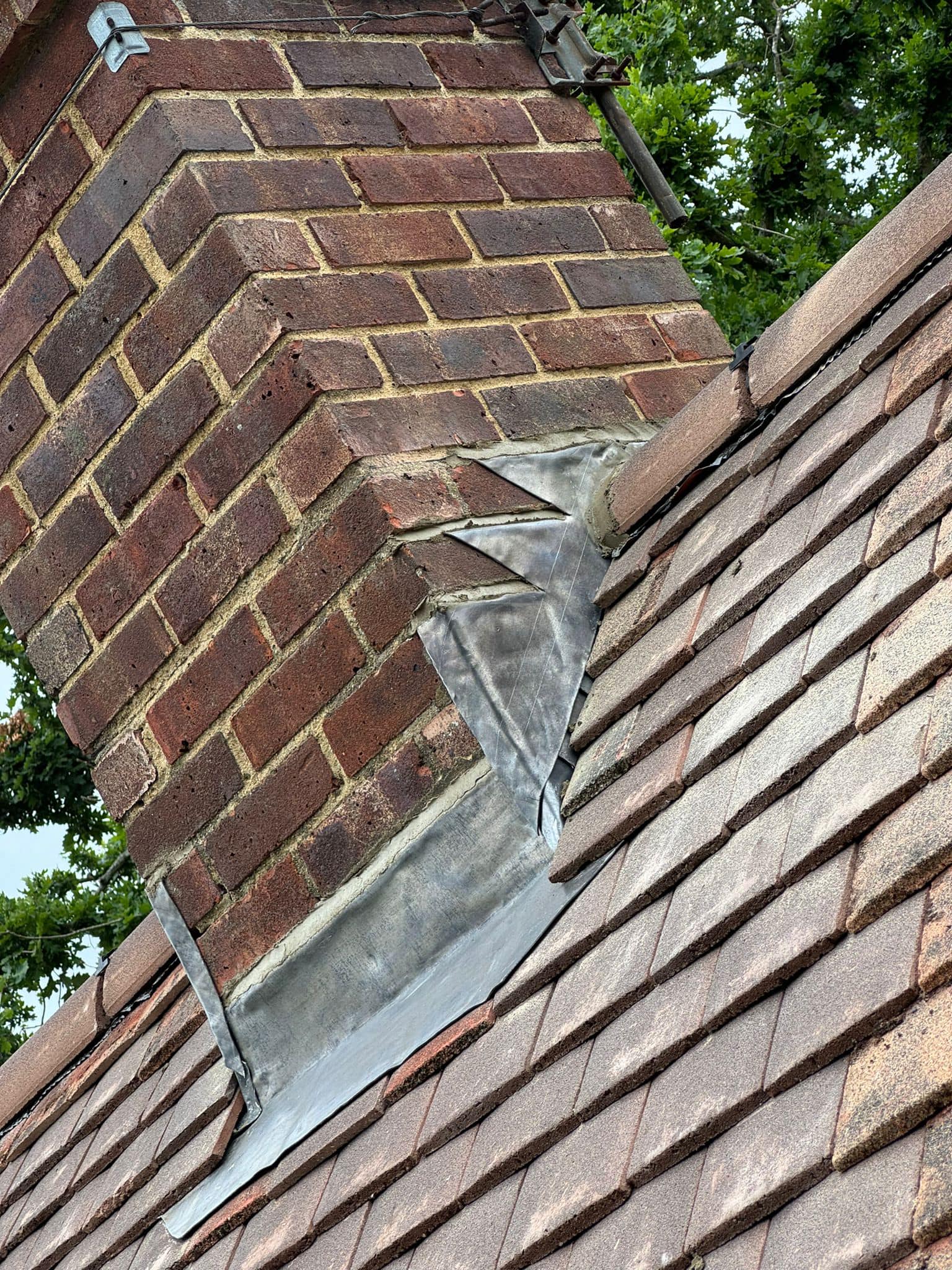 Roofing project - 1255354775716980