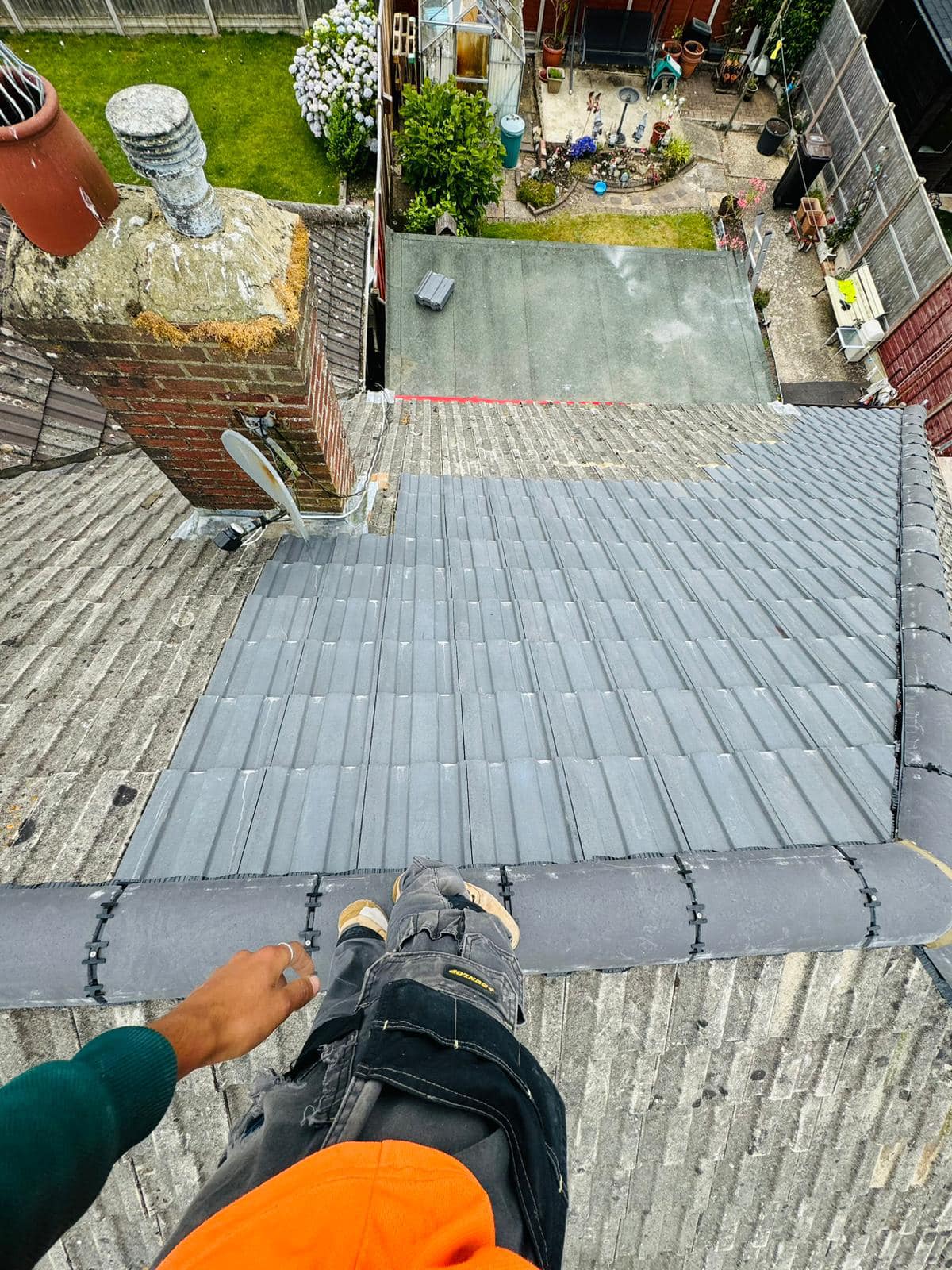 Roofing project - 1255354792383645