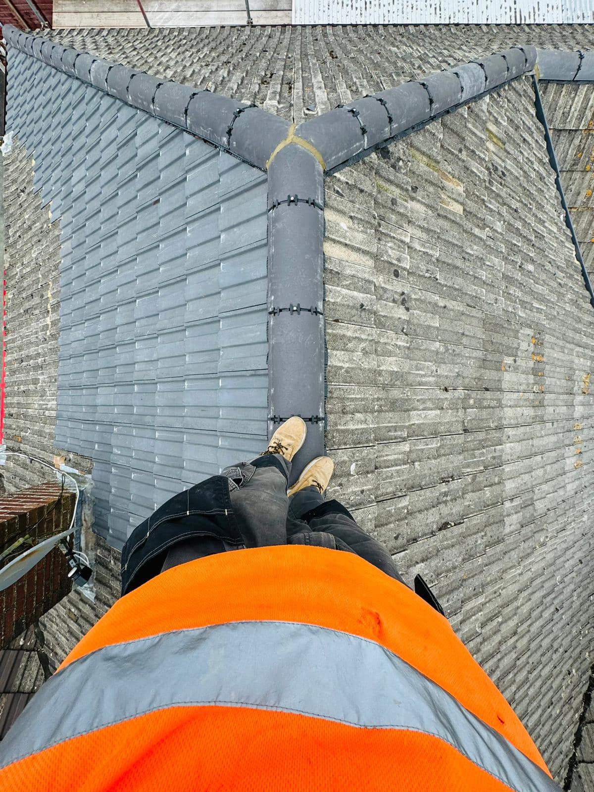 Roofing project - 1255354969050294