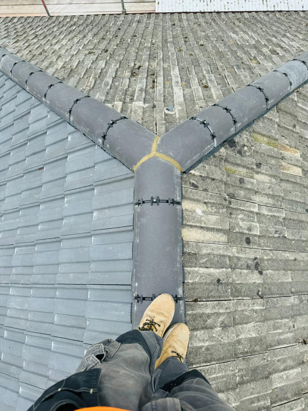 Roofing project - 1255355032383621