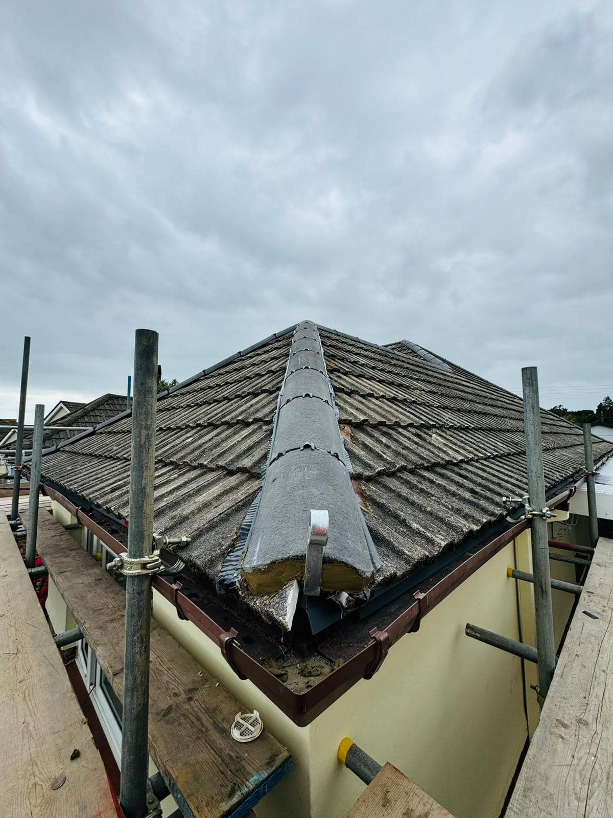 Roofing project - 1255355072383617