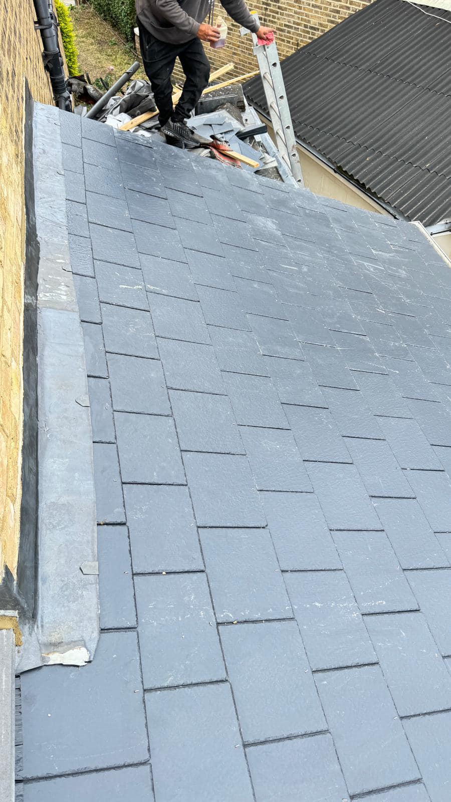 Roofing project - 1255357385716719