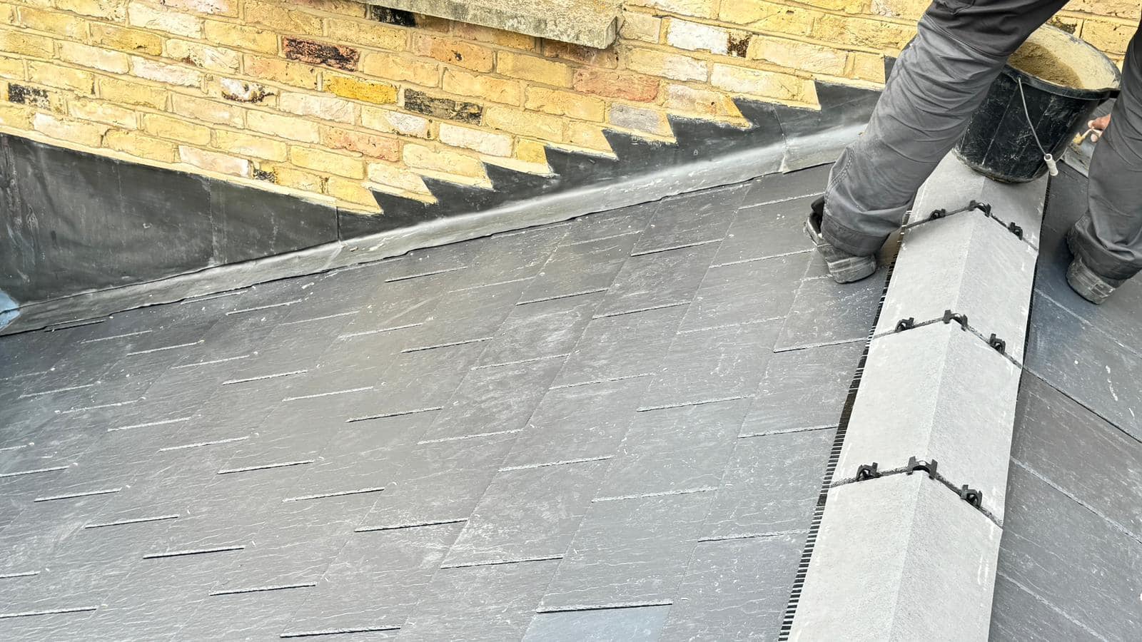 Roofing project - 1255357399050051