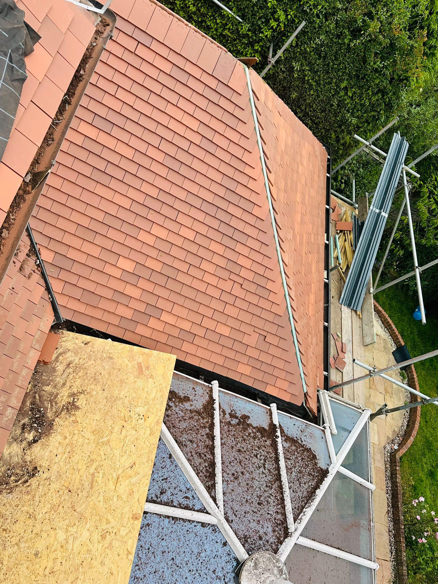 Roofing project - 1255360839049707