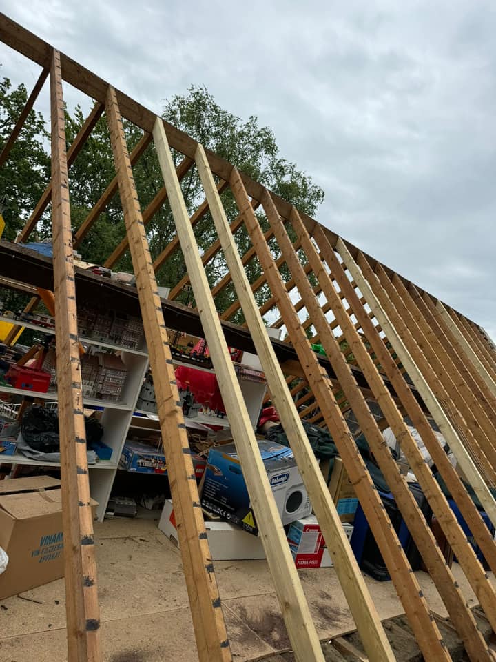 Roofing project - 1255366825715775