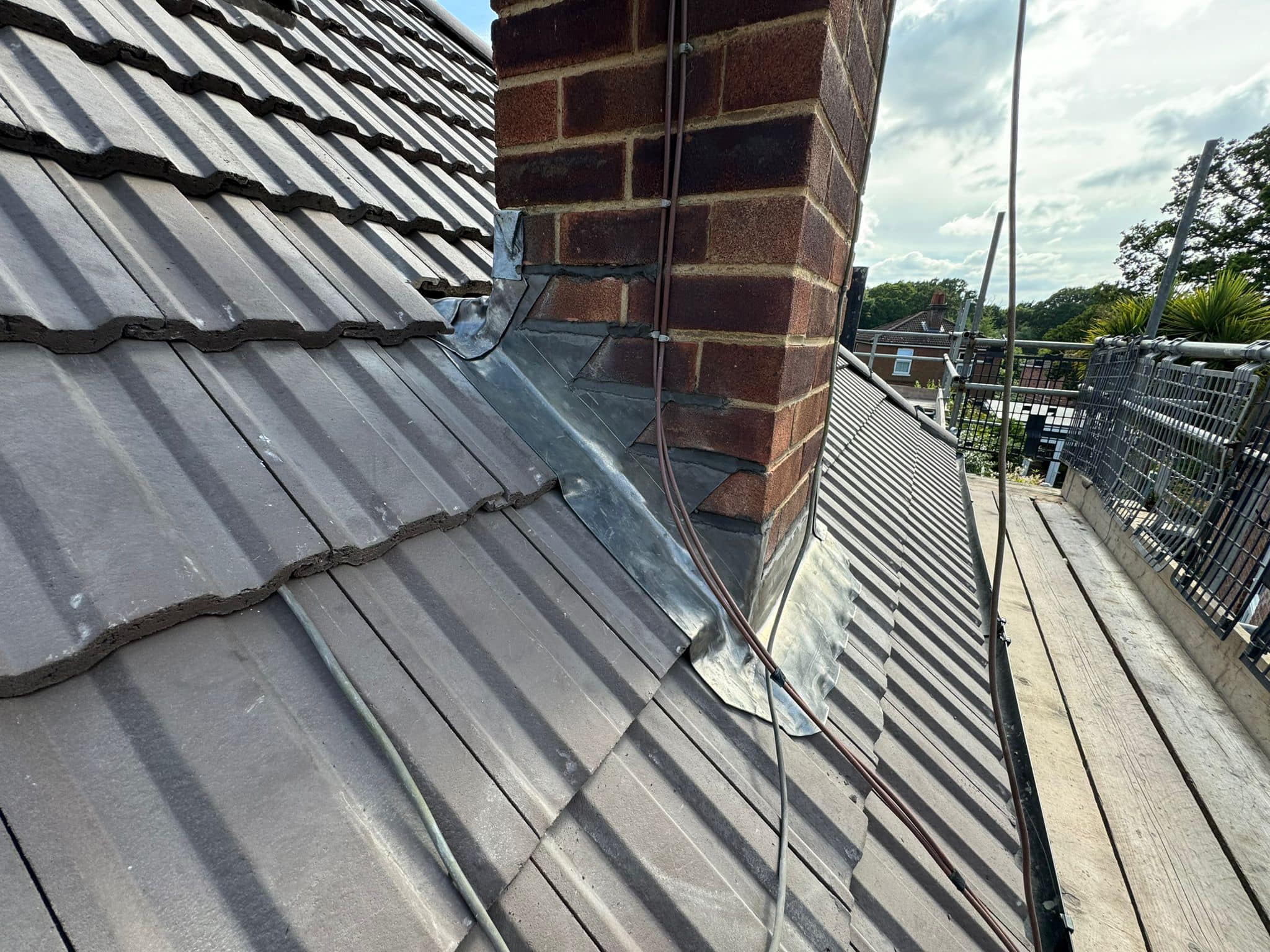 Roofing project - 1255370352382089