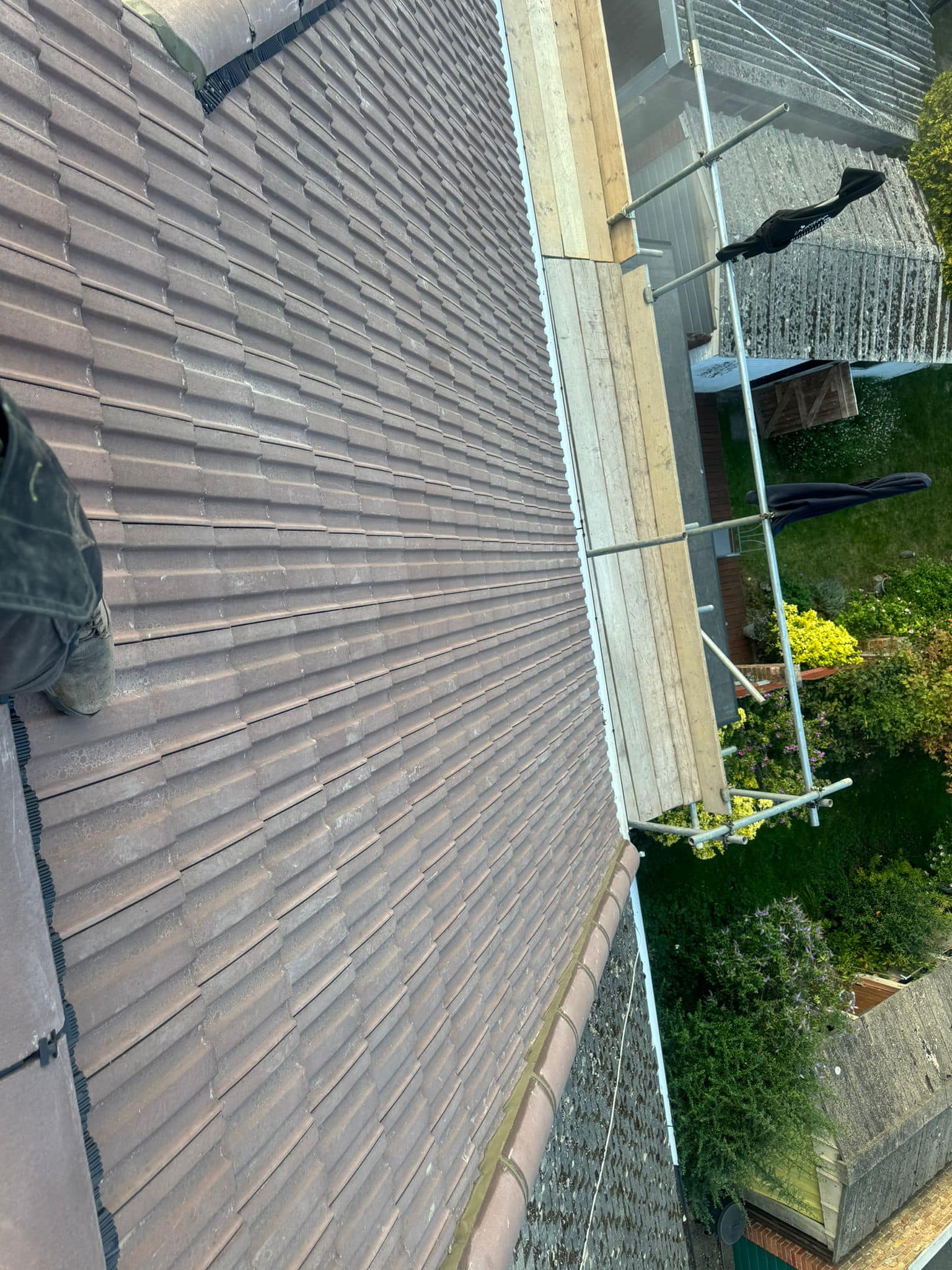 Roofing project - 1303079377611186