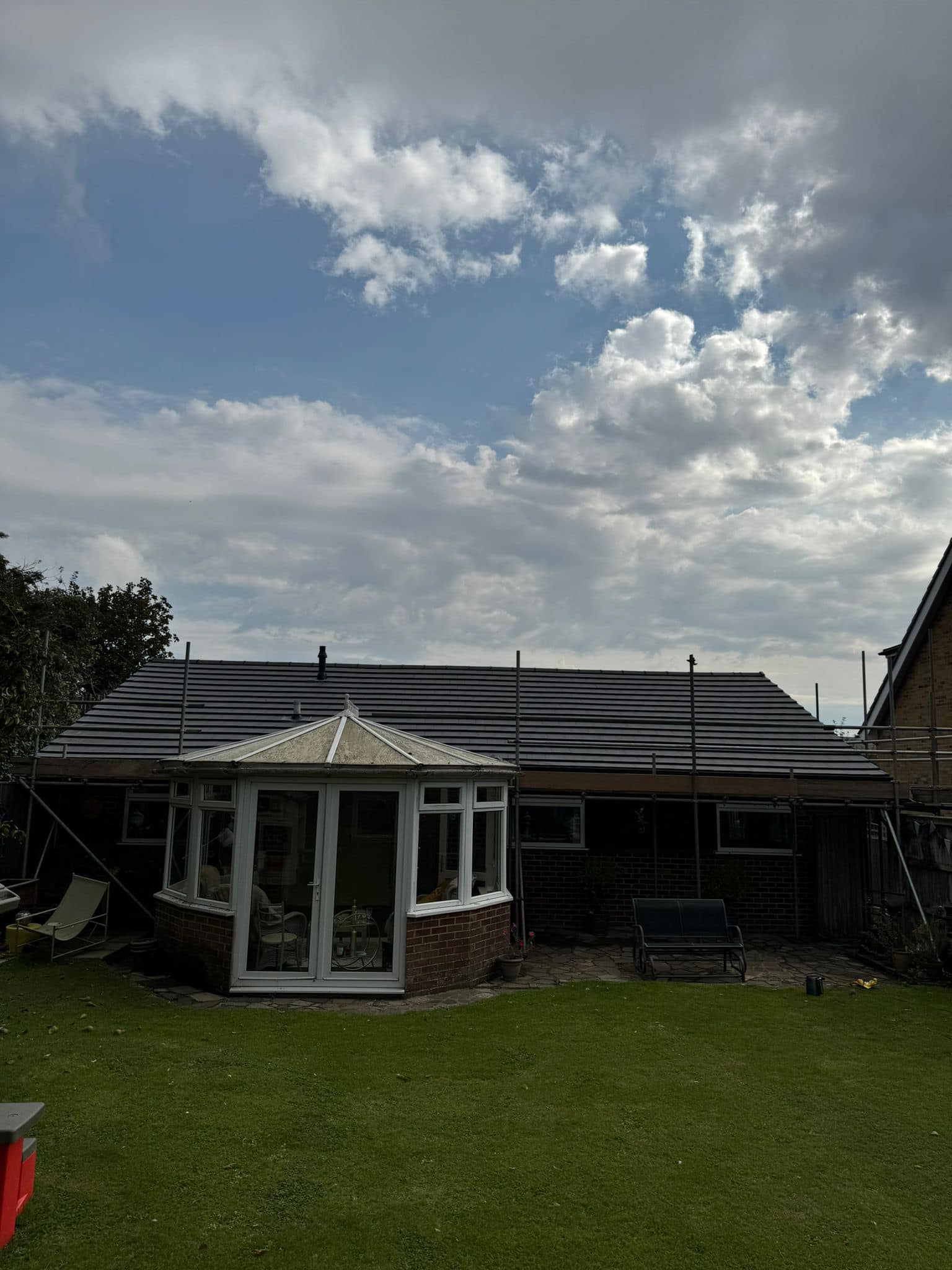 Roofing project - 1303081727610951