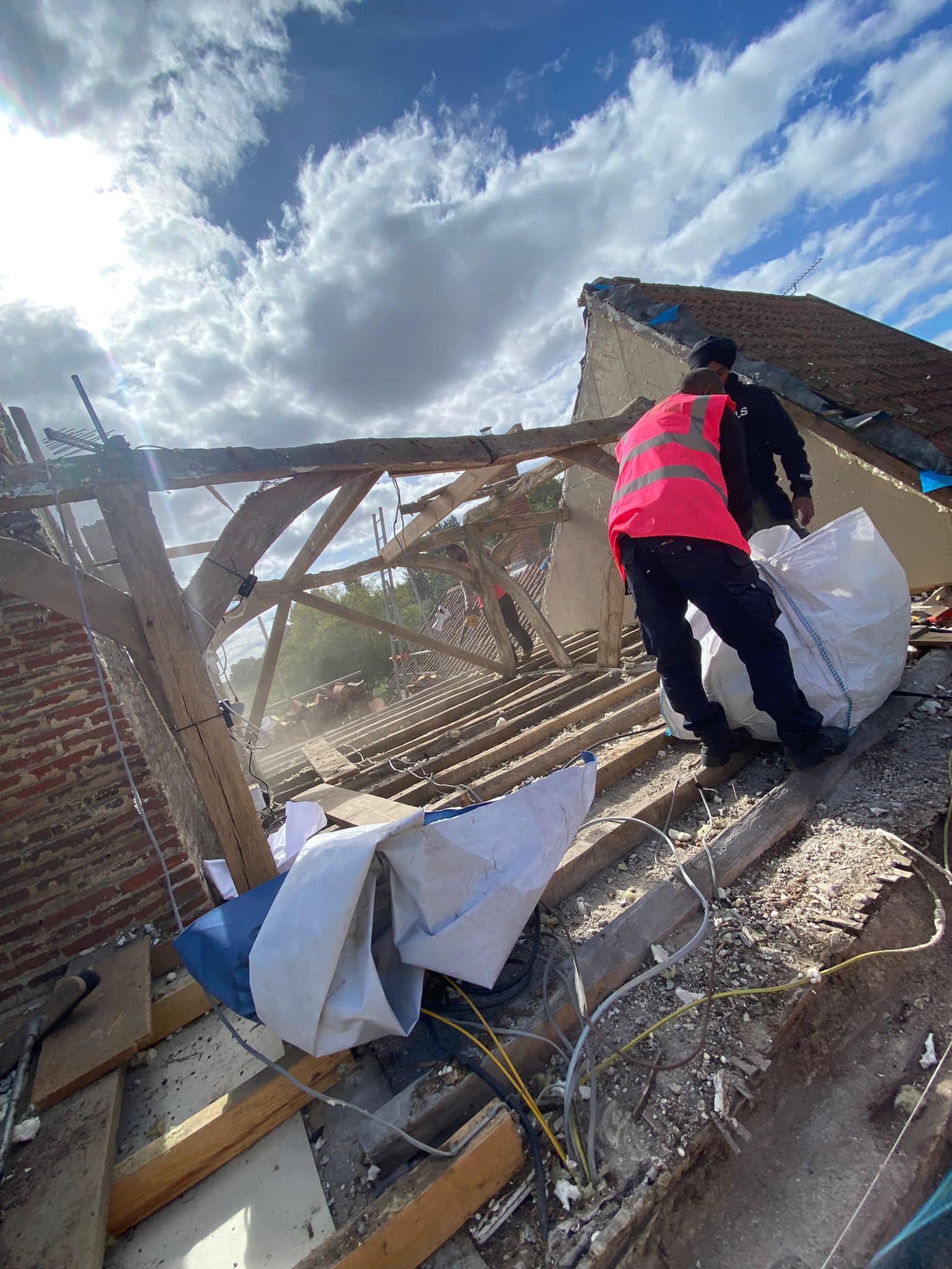 Roofing project - 1303087110943746