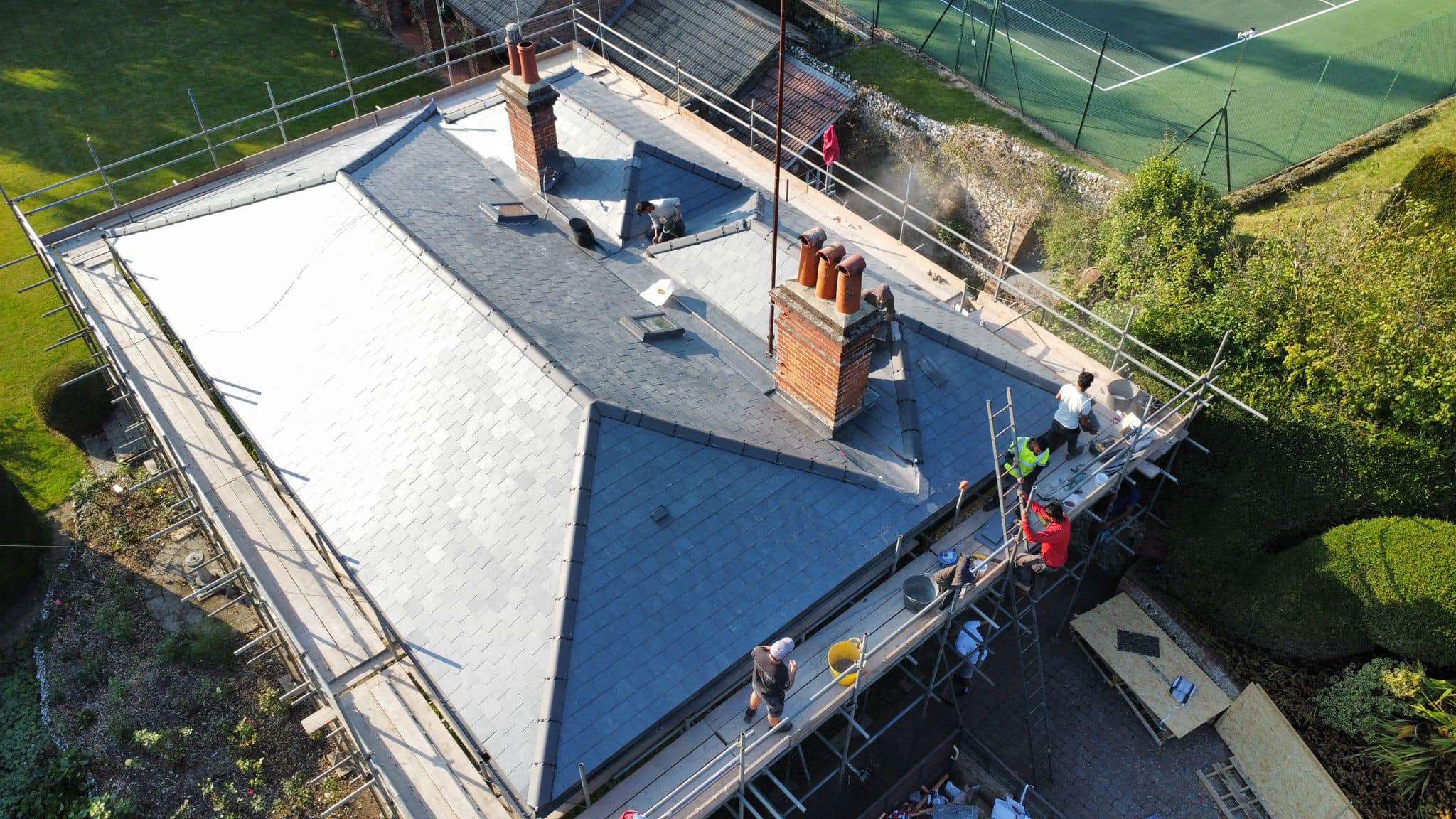 Roofing project - 1303090770943380
