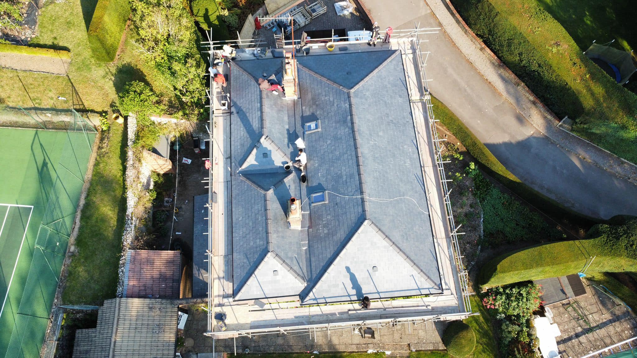 Roofing project - 1303090960943361