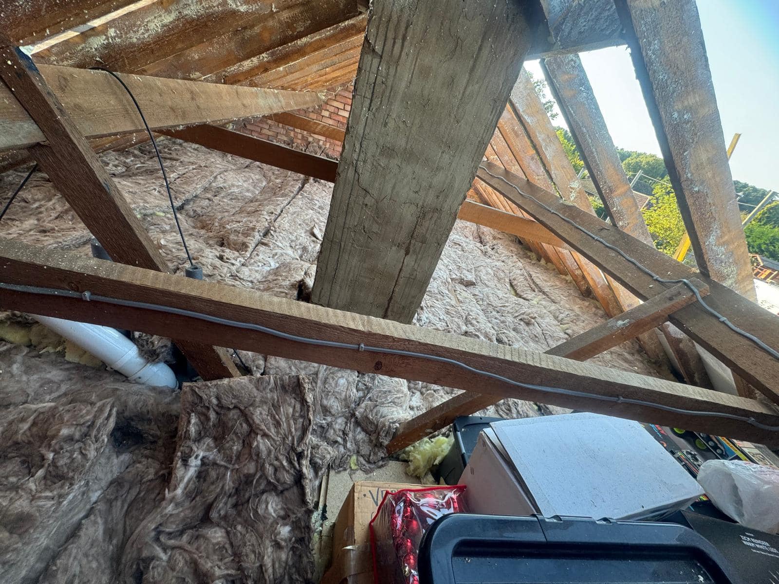 Roofing project - 1303099717609152