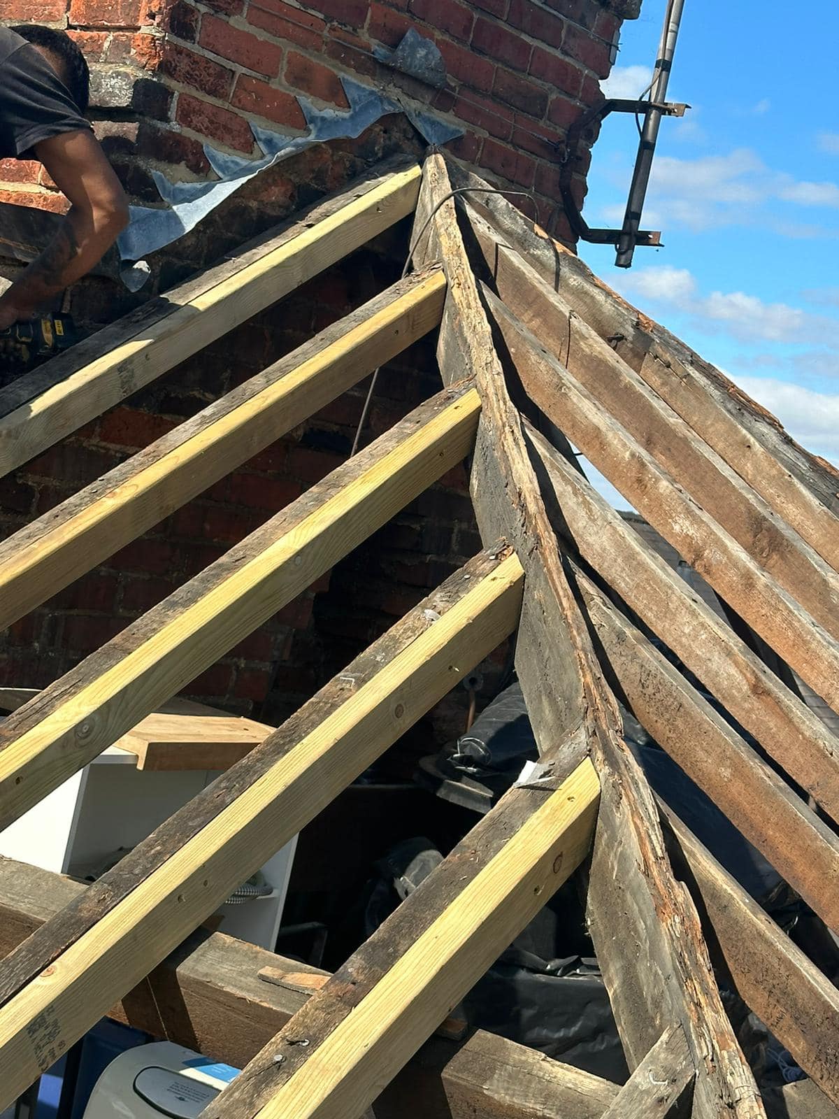 Roofing project - 1303100450942412