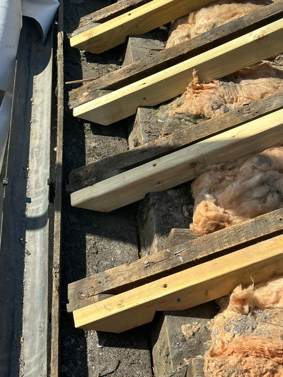 Roofing project - 1303100597609064