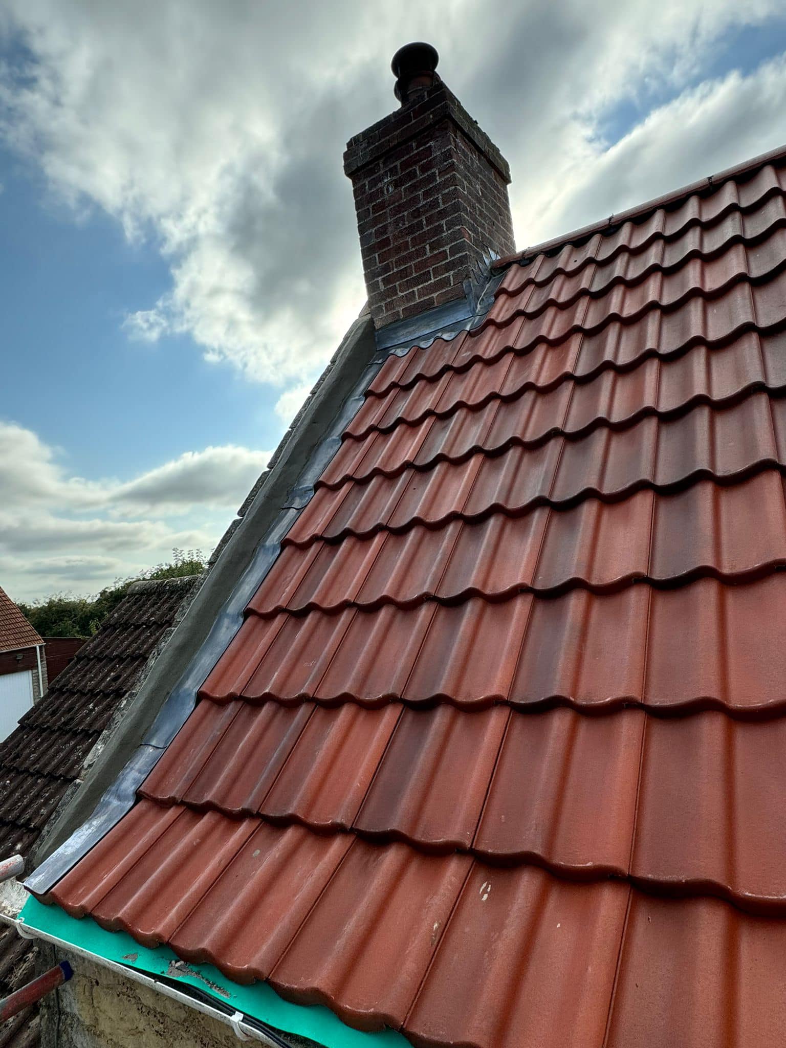 Roofing project - 1303101660942291