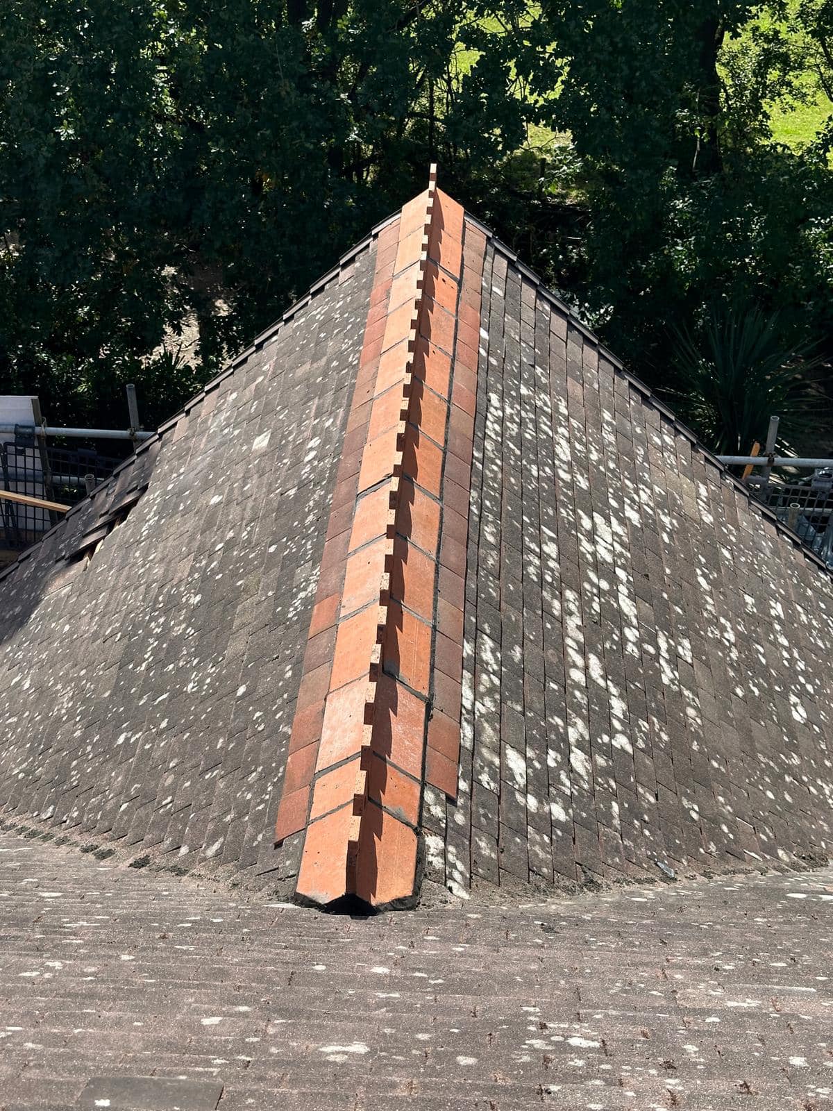 Roofing project - 1303115087607615