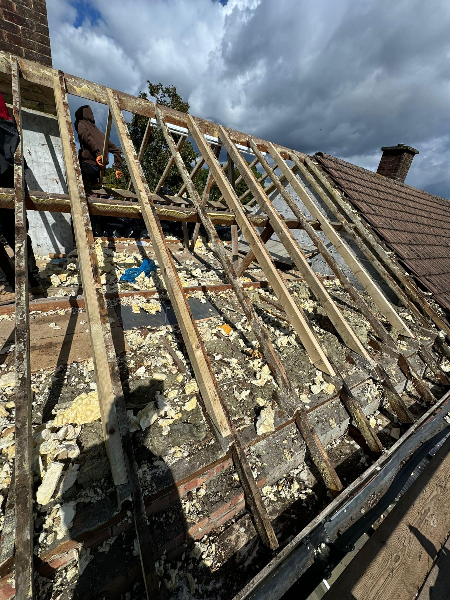 Roofing project - 1303118344273956