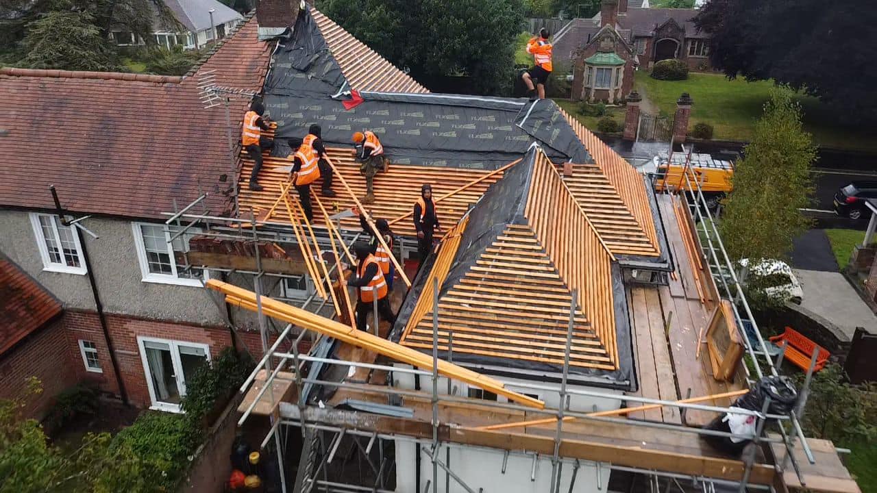 Roofing project - 1303124154273375