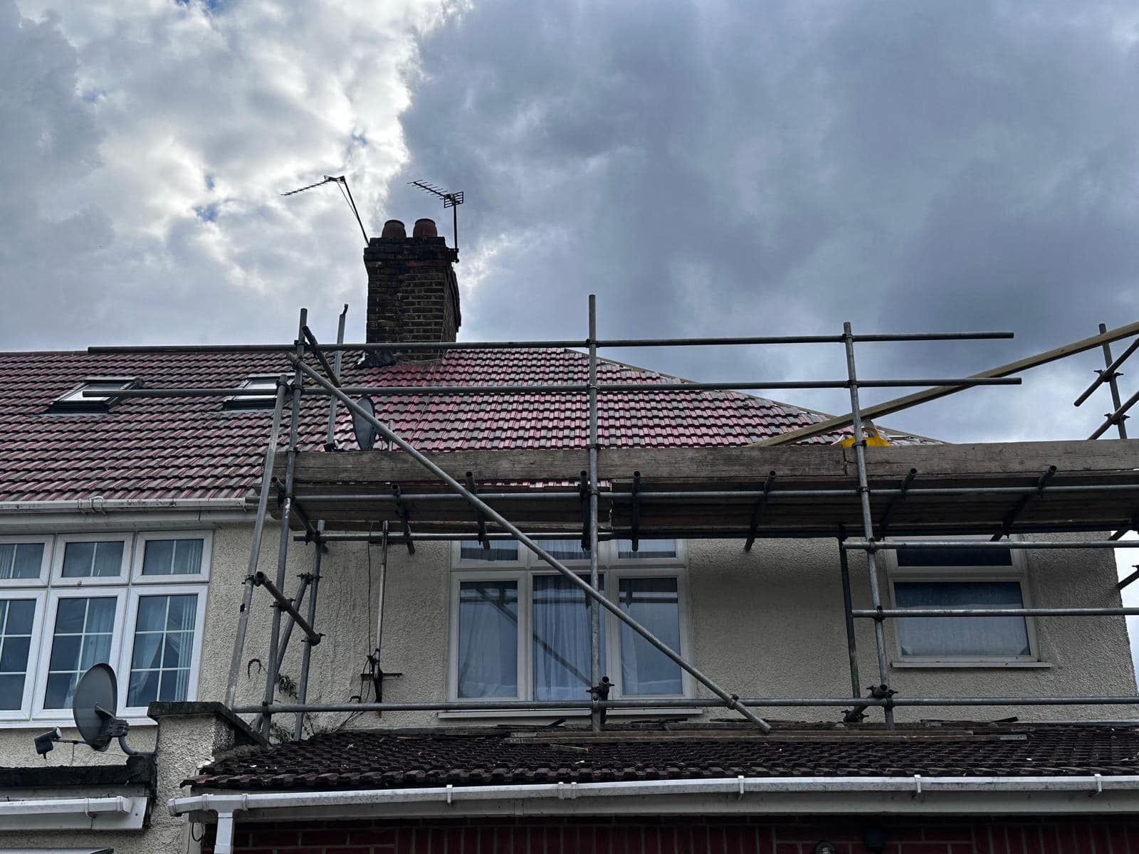 Roofing project - 1303128820939575