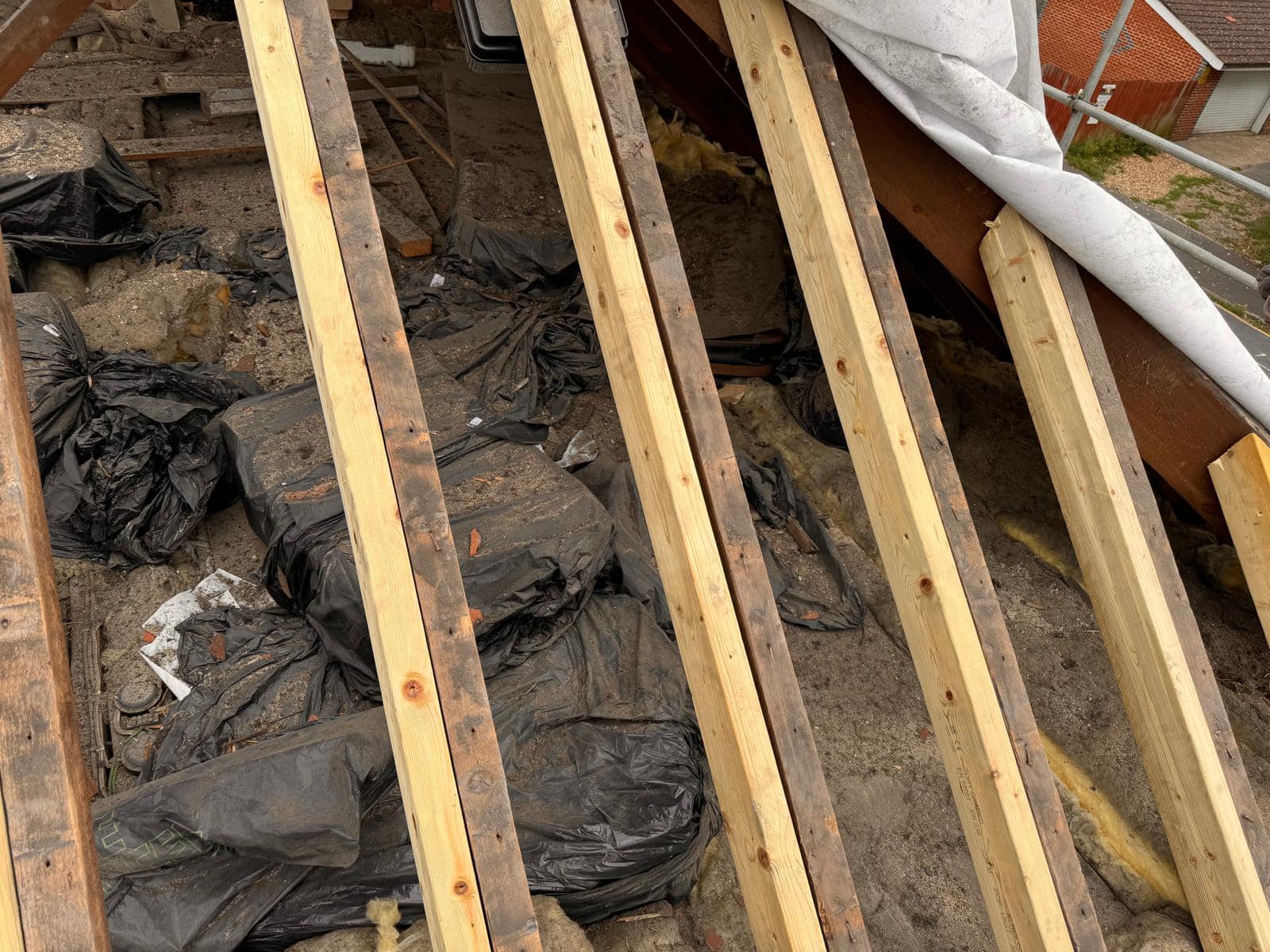 Roofing project - 1303128974272893